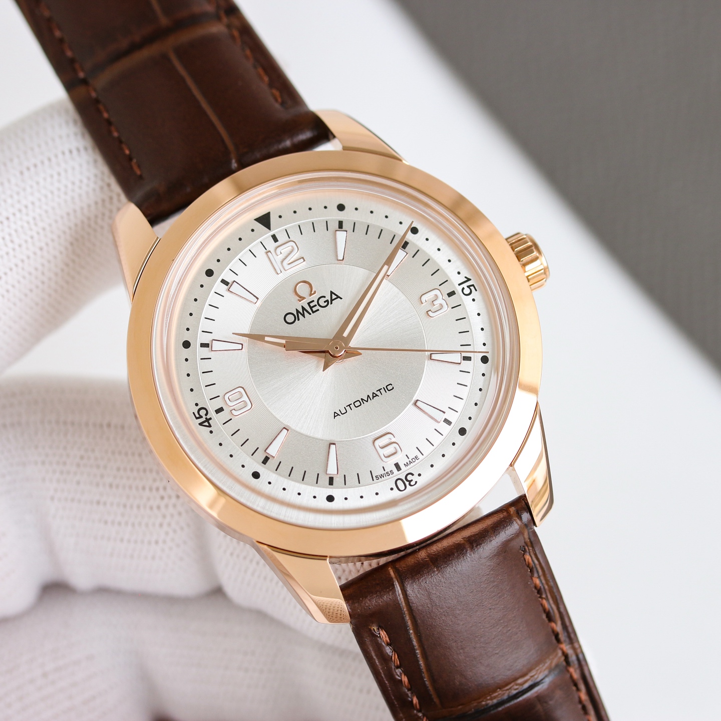 Omega Seamaster 40mm White / Rose Gold - watch1840 - Image 2