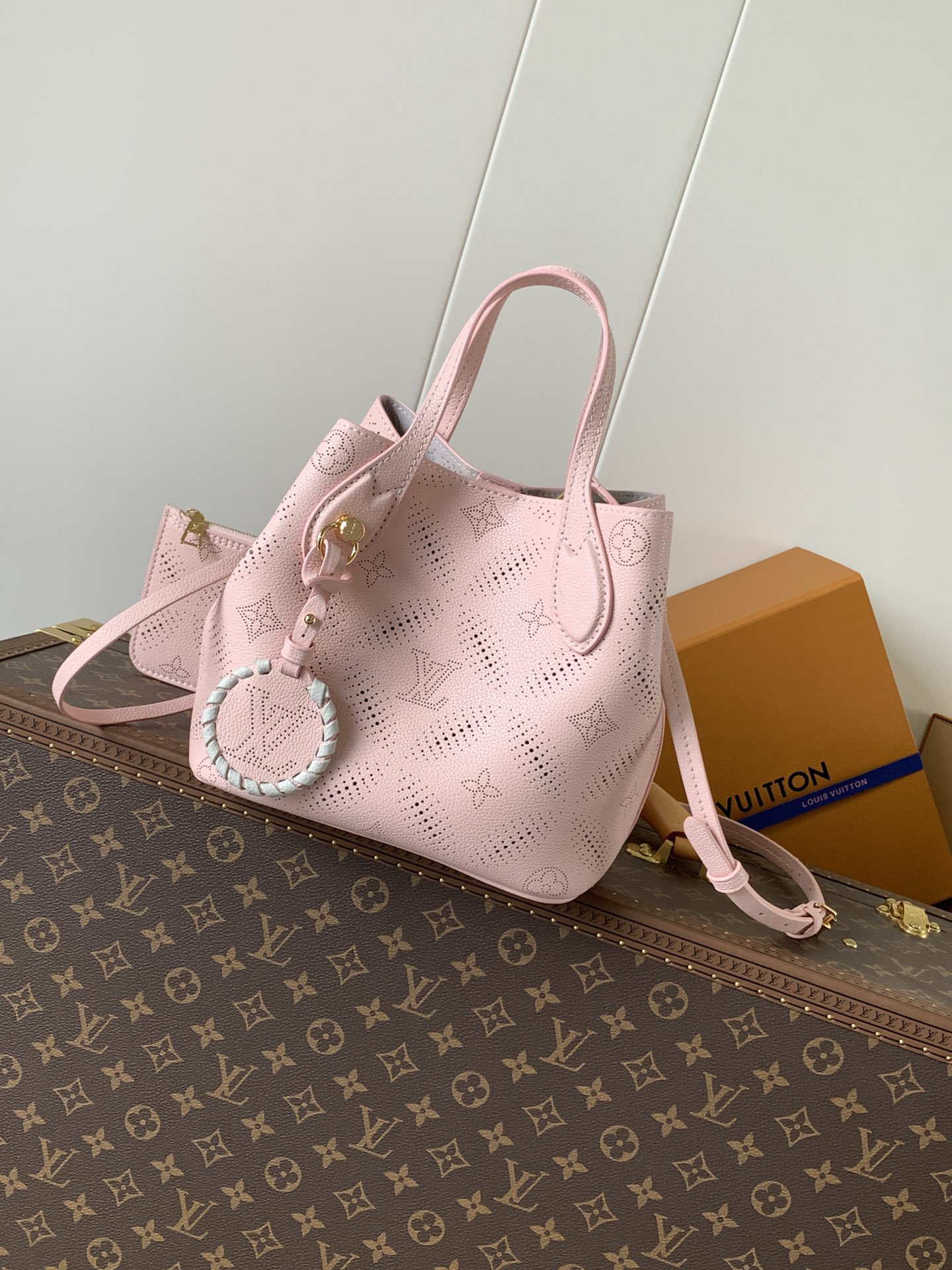lv0228 Louis Vuitton M13839 M21849 M14395 Blossom Top Handle Bag Small with Dynamic Code - Image 2