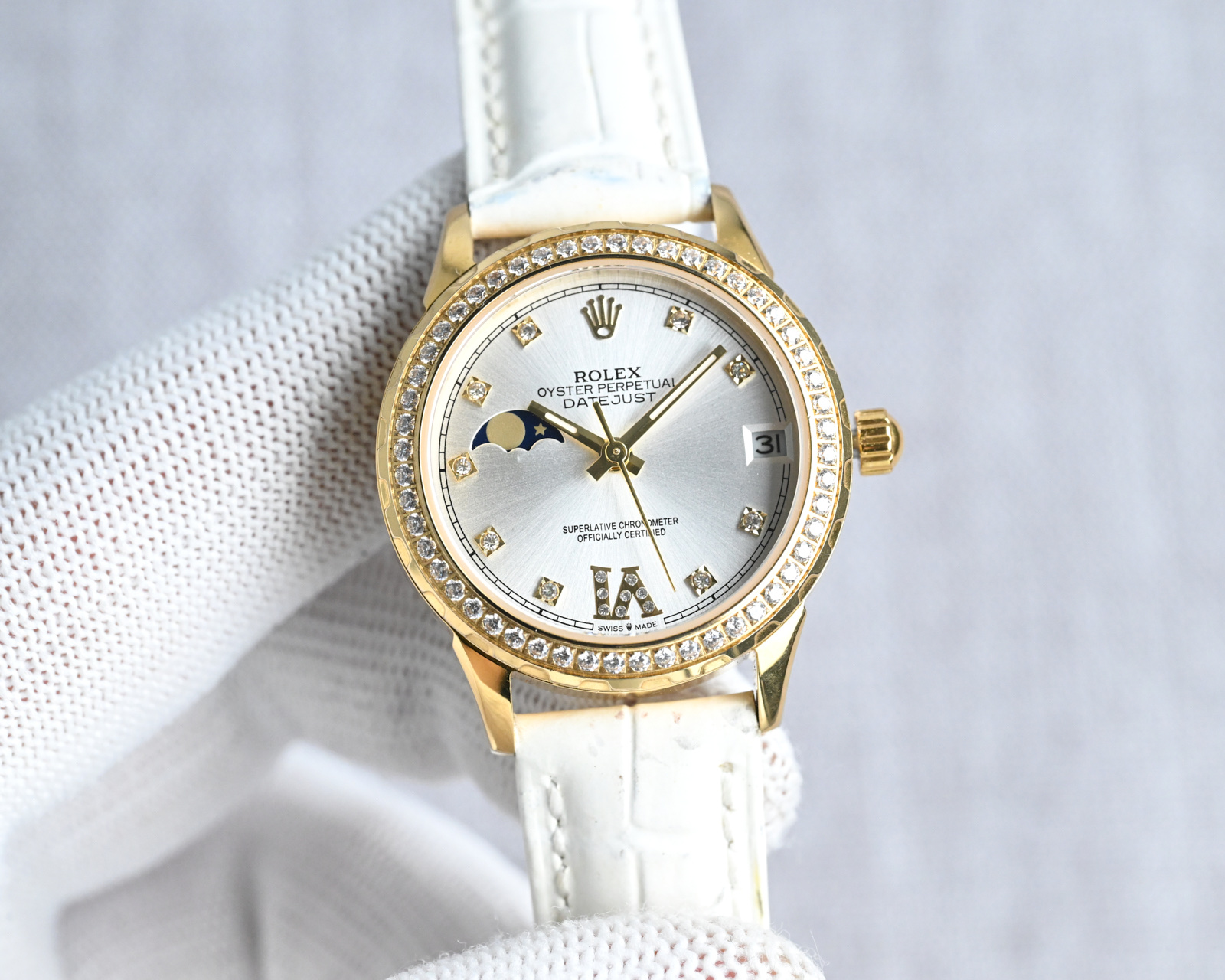 Classic Watch Silver - watch2057 - Image 2