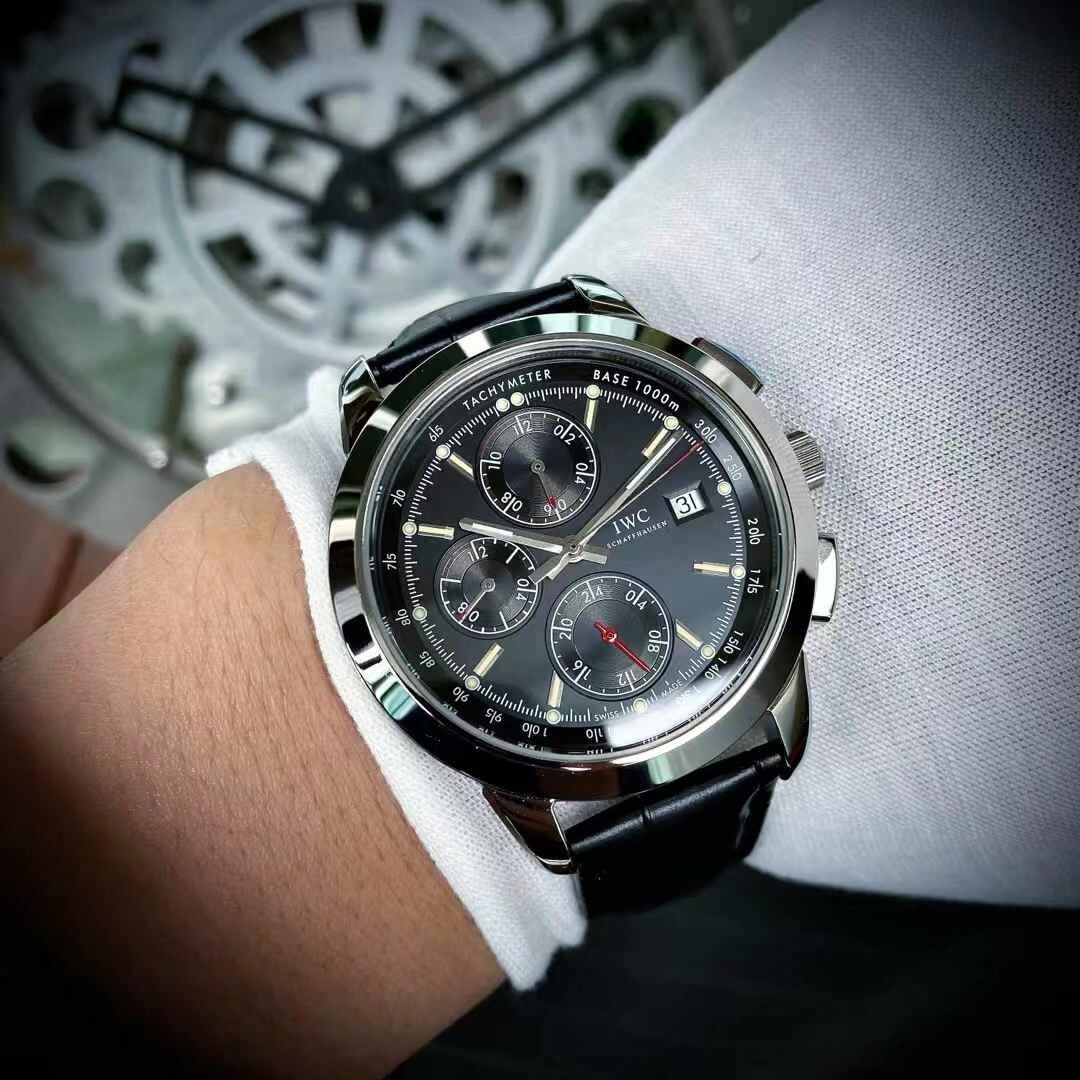 Classic Watch 42mm - watch2081 - Image 2