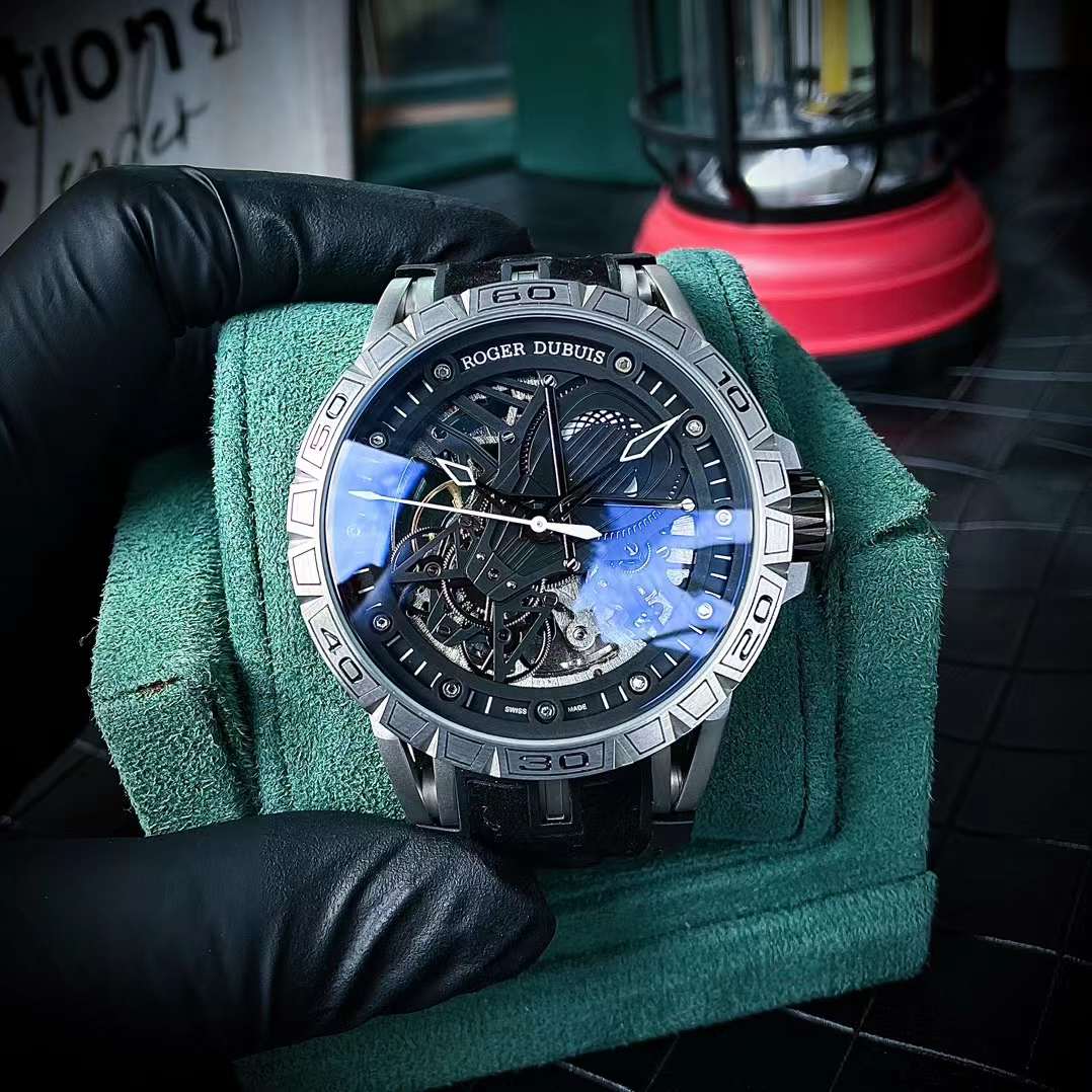 Classic Watch 46mm - watch2086 - Image 2