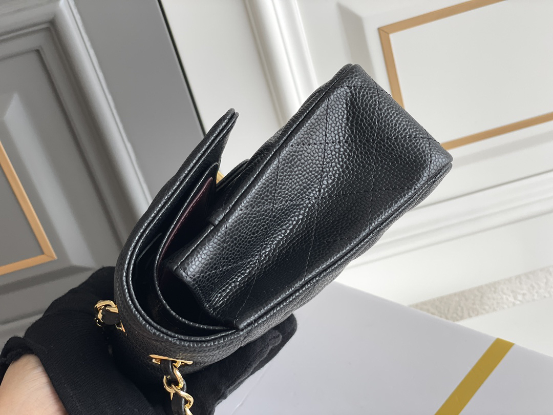 bag0096 Chanel Classic Flap Medium Black Gold Hardware - Image 3