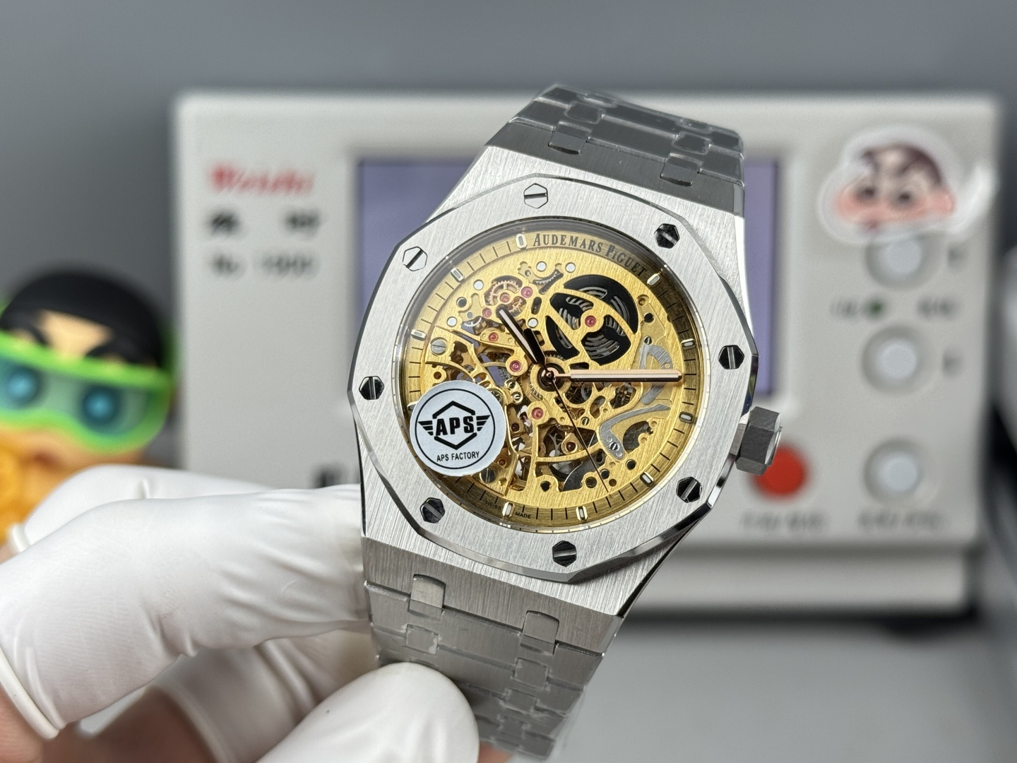 Audemars Piguet Royal Oak 41mm Rose Gold / Silver - watch0035 - Image 3