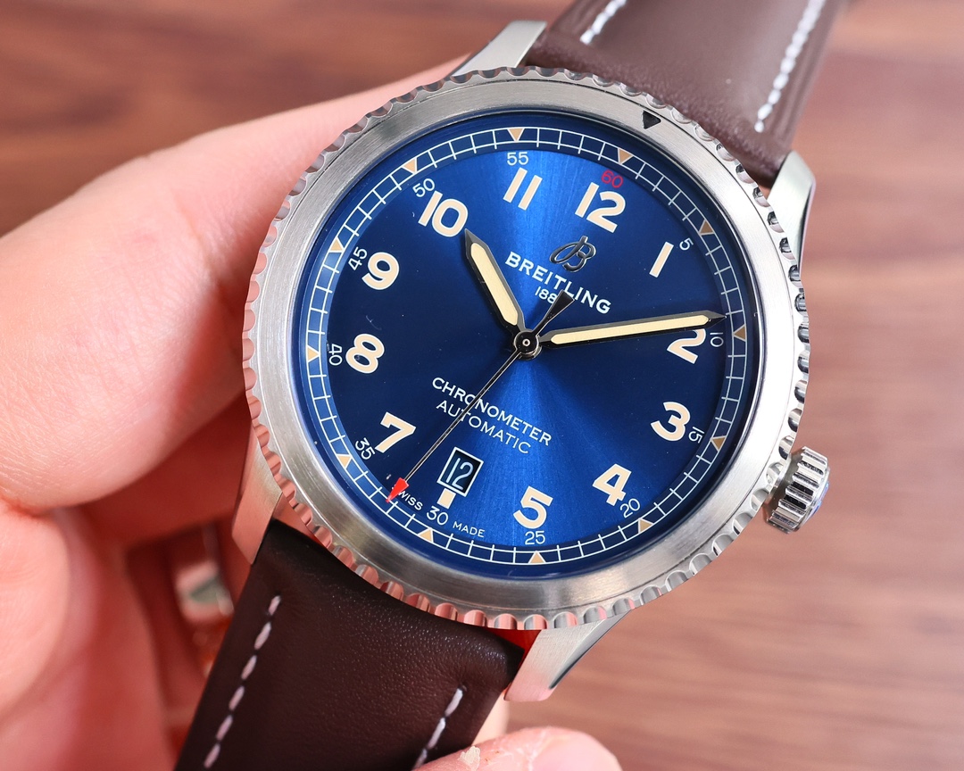 Breitling Pilot 41mm White / Silver - watch0079 - Image 3