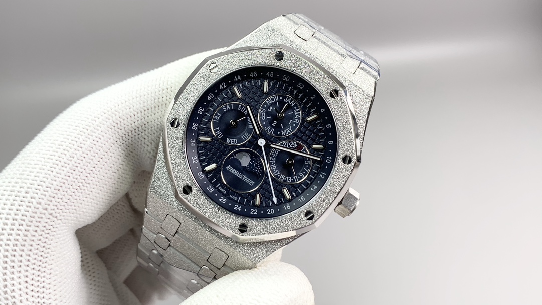 Audemars Piguet Royal Oak 41mm Rose Gold / Silver - watch0136 - Image 3