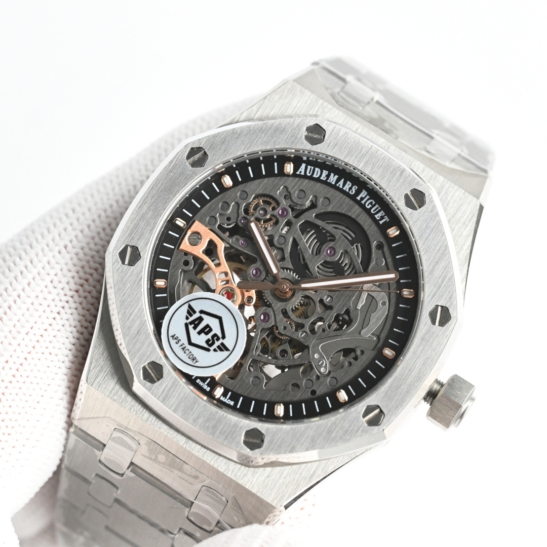 Audemars Piguet Royal Oak 41mm White / Gold - watch0165 - Image 3