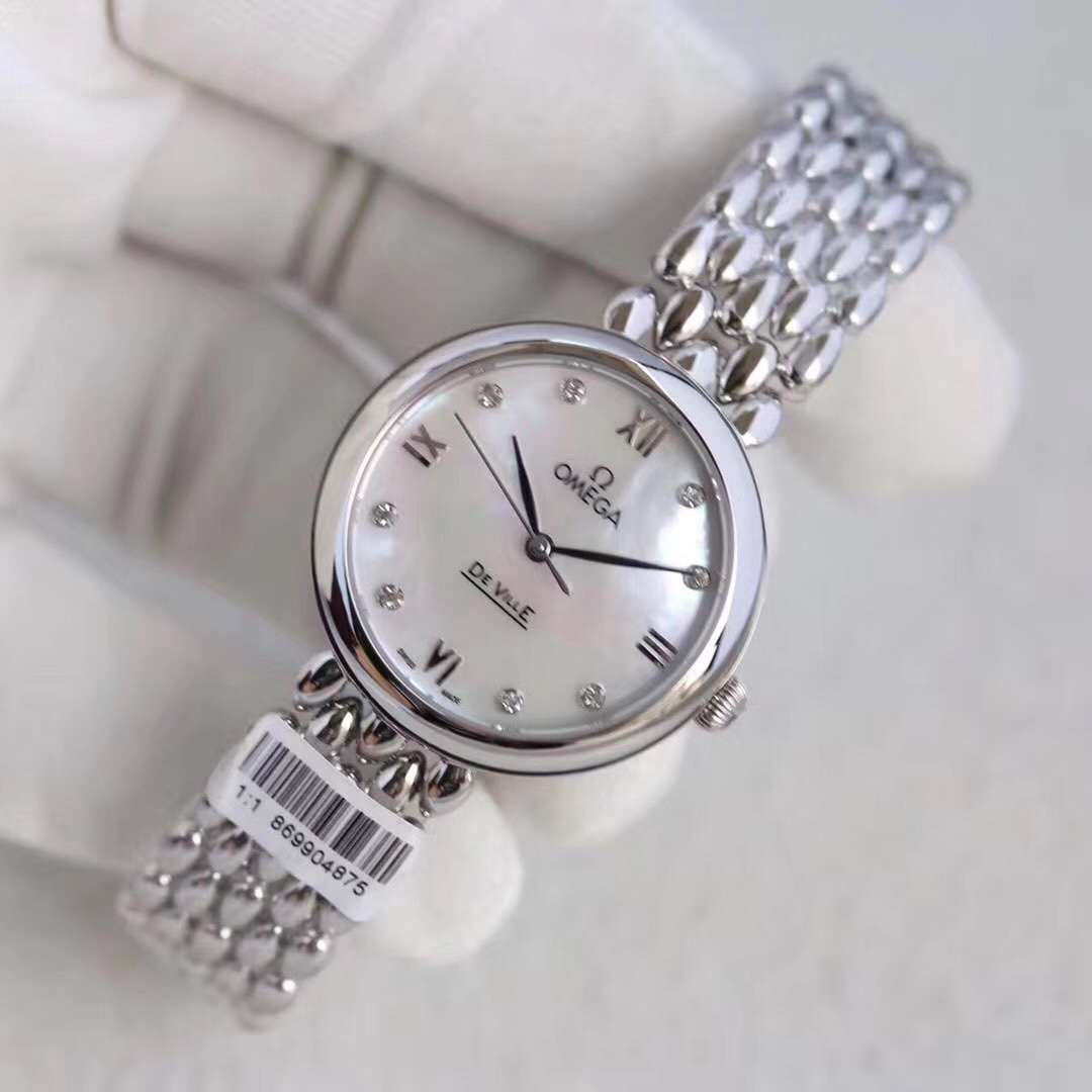 Classic Watch 32.7mm White / Gold - watch0176 - Image 3