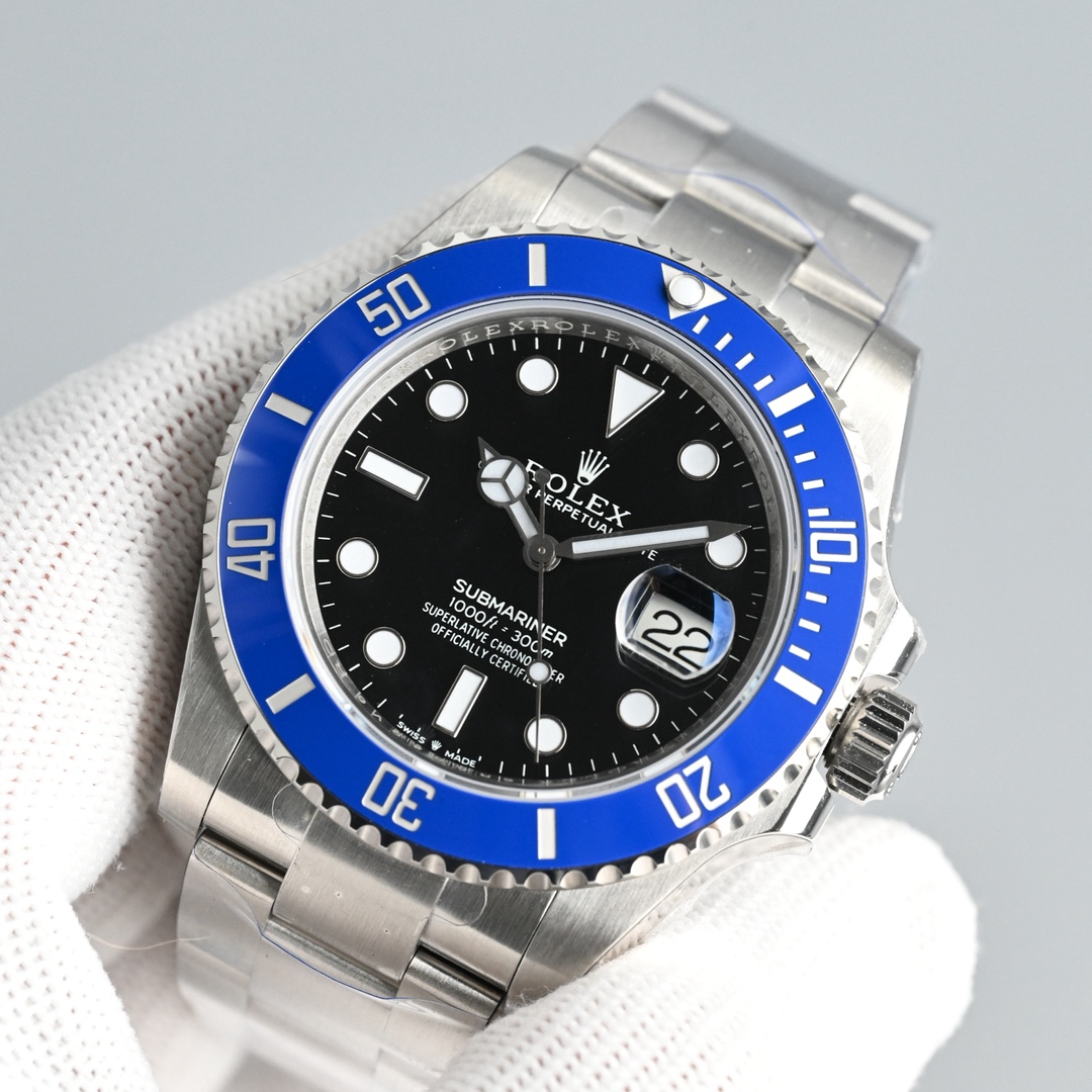 Rolex Submariner 41mm Silver / Gray - watch0203 - Image 3