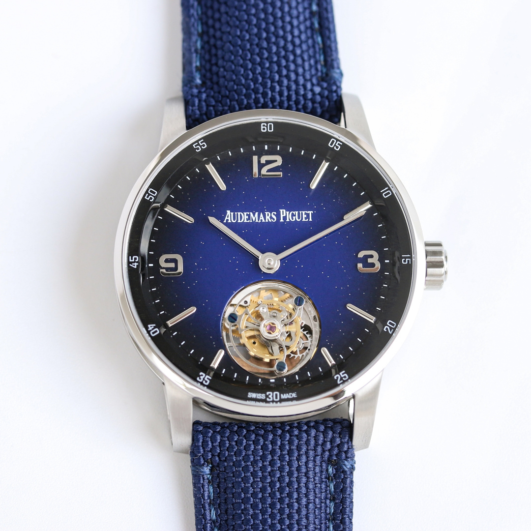 Audemars Piguet CODE 11.59 42mm Silver - watch0257 - Image 3
