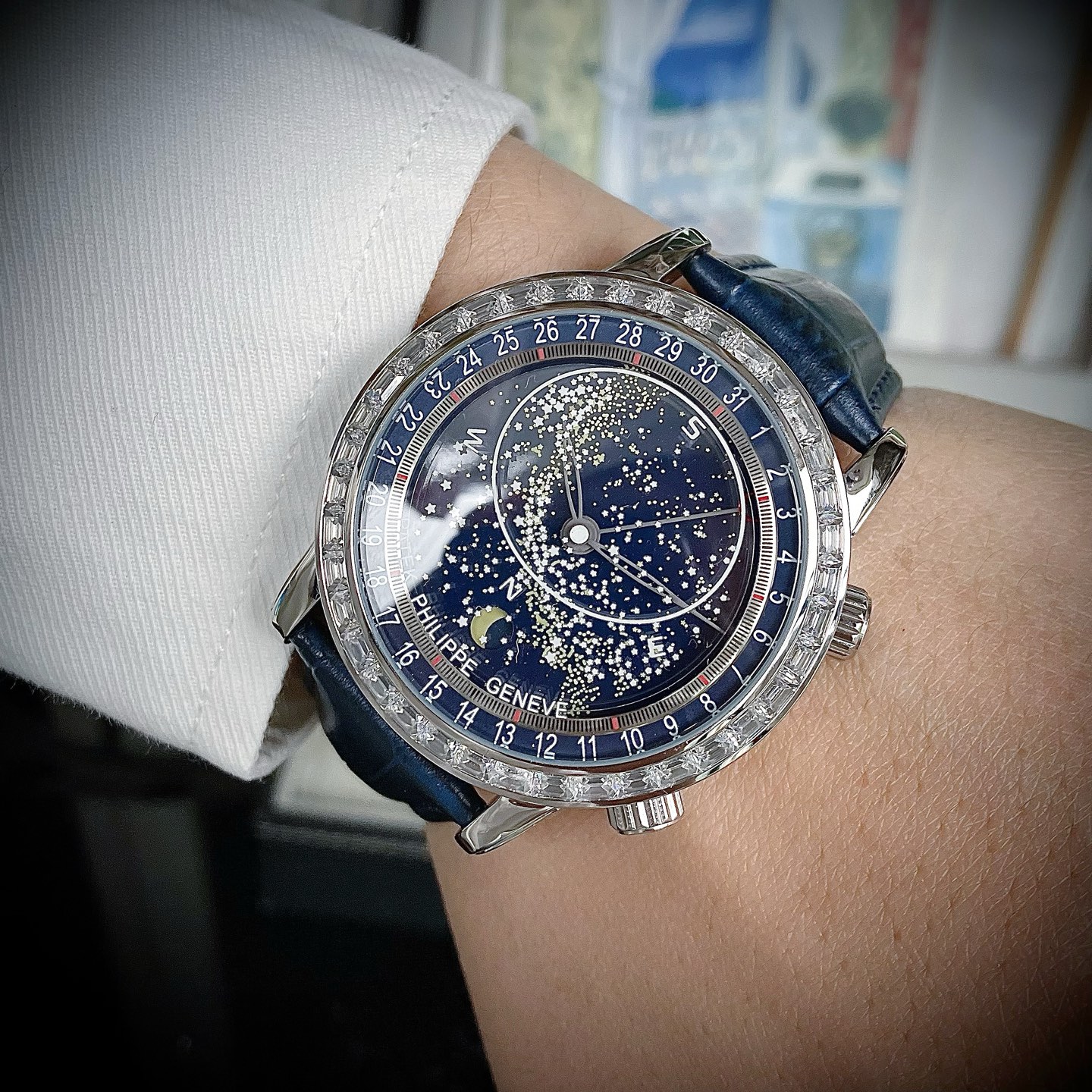 Classic Watch Blue / Gold - watch0284 - Image 3