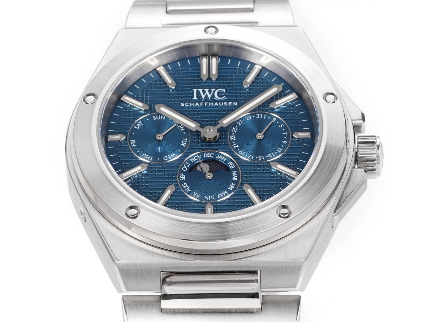 IWC Watch 41.6mm White / Gold - watch0368 - Image 3
