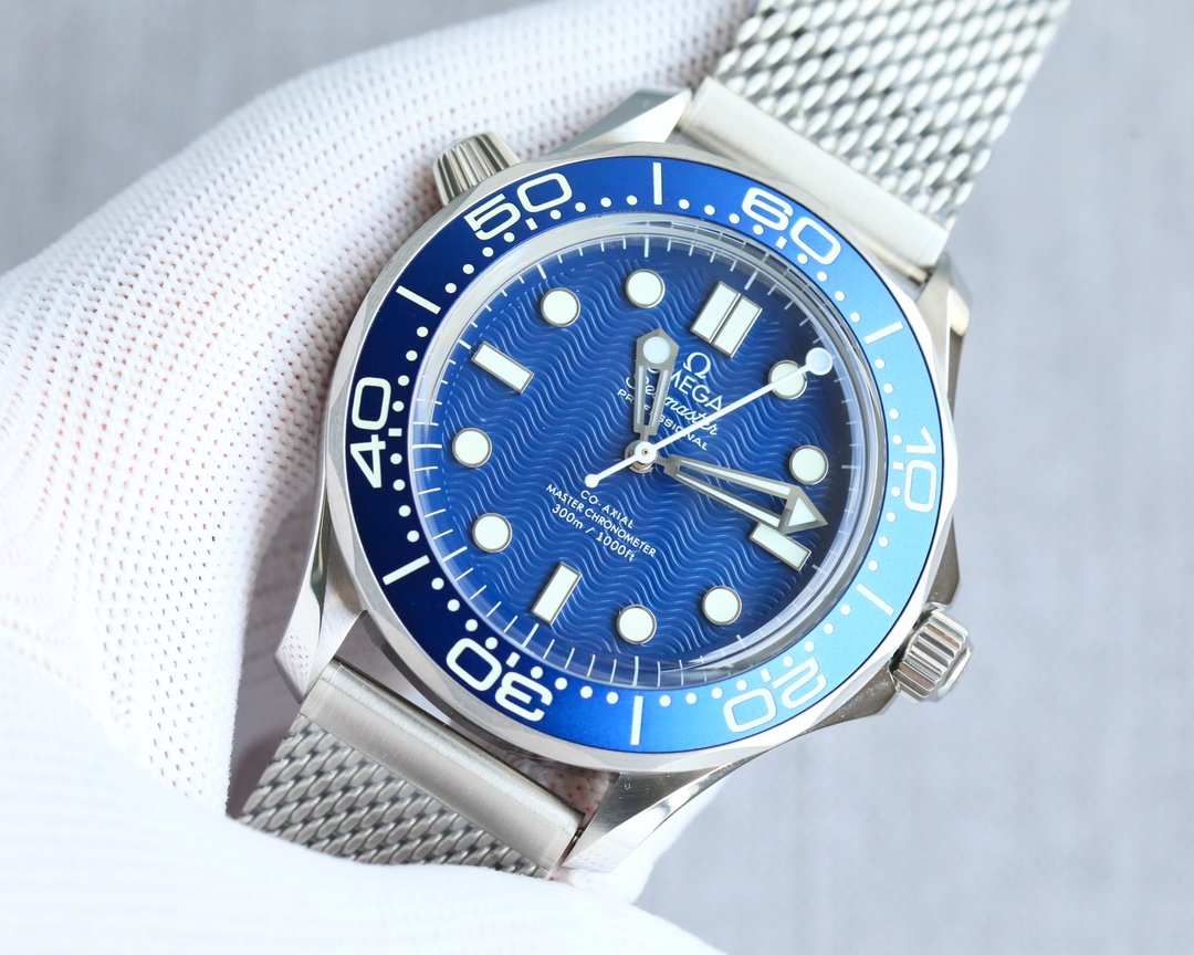 Omega Seamaster Silver - watch0385 - Image 3