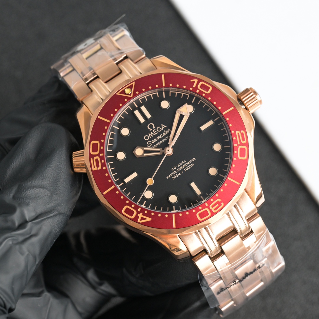 Omega Seamaster 42mm Black / White - watch0423 - Image 3