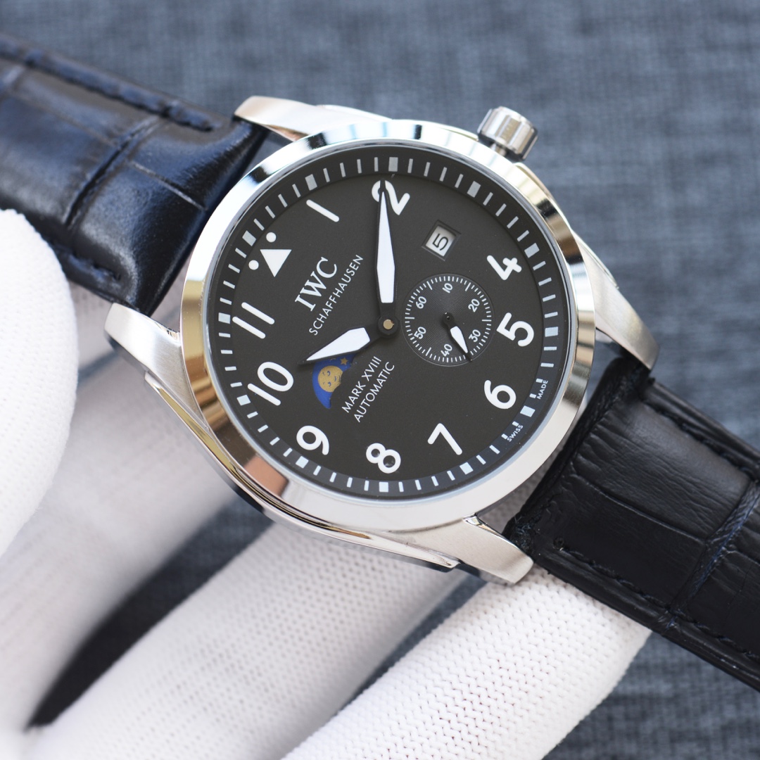 IWC Watch 41mm Silver - watch0450 - Image 3