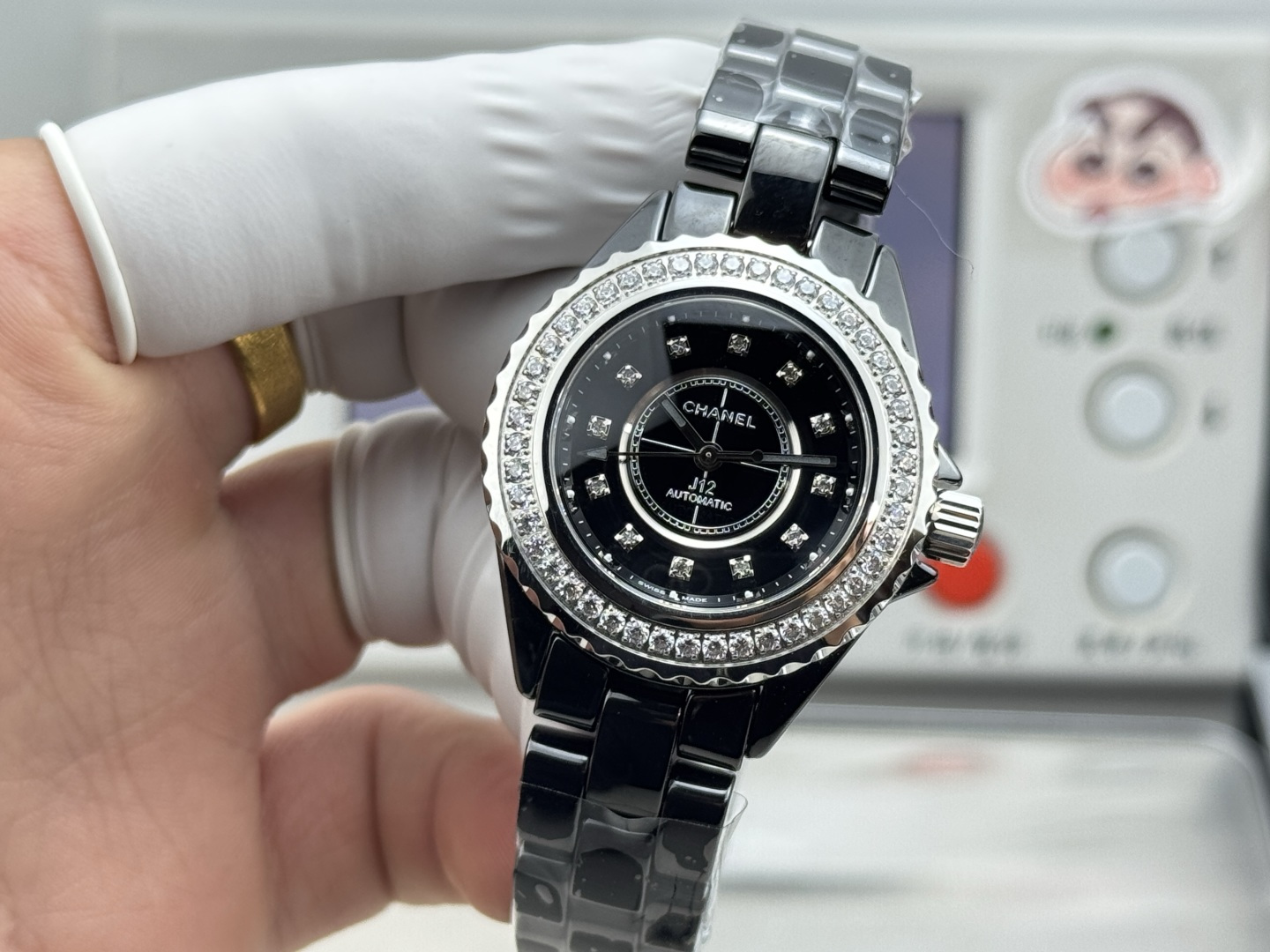 Chanel Watch 33mm - watch0458 - Image 3
