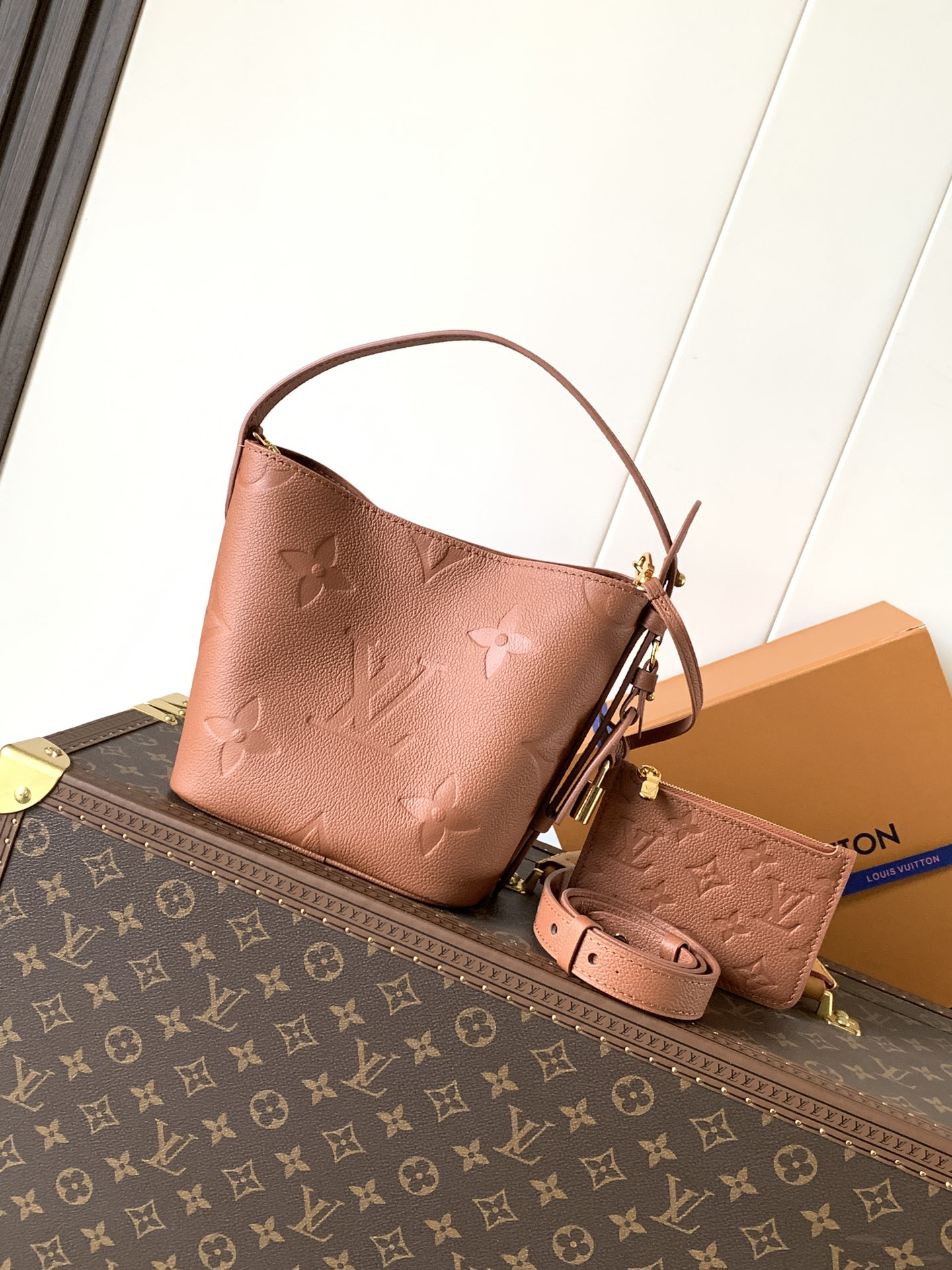 lv0117 Louis Vuitton M28820 M2643 Wallet Small with Dynamic Code - Image 3
