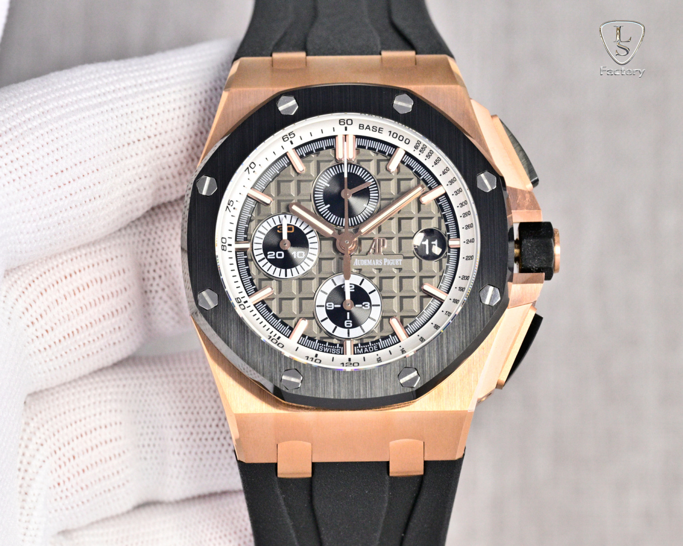 Audemars Piguet Royal Oak Black / Blue - watch0576 - Image 3