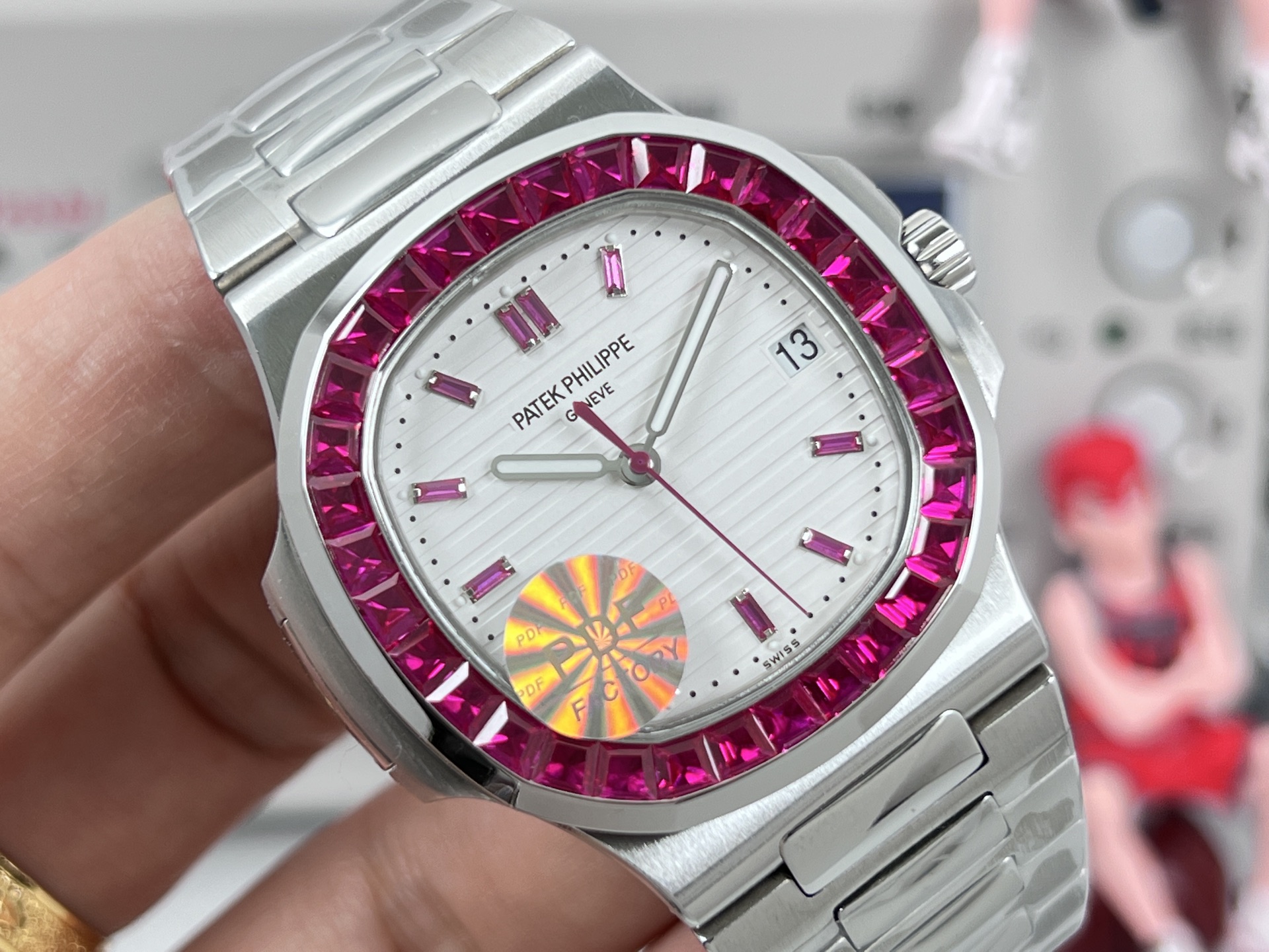 Patek Philippe Nautilus 40mm Silver - watch0688 - Image 3
