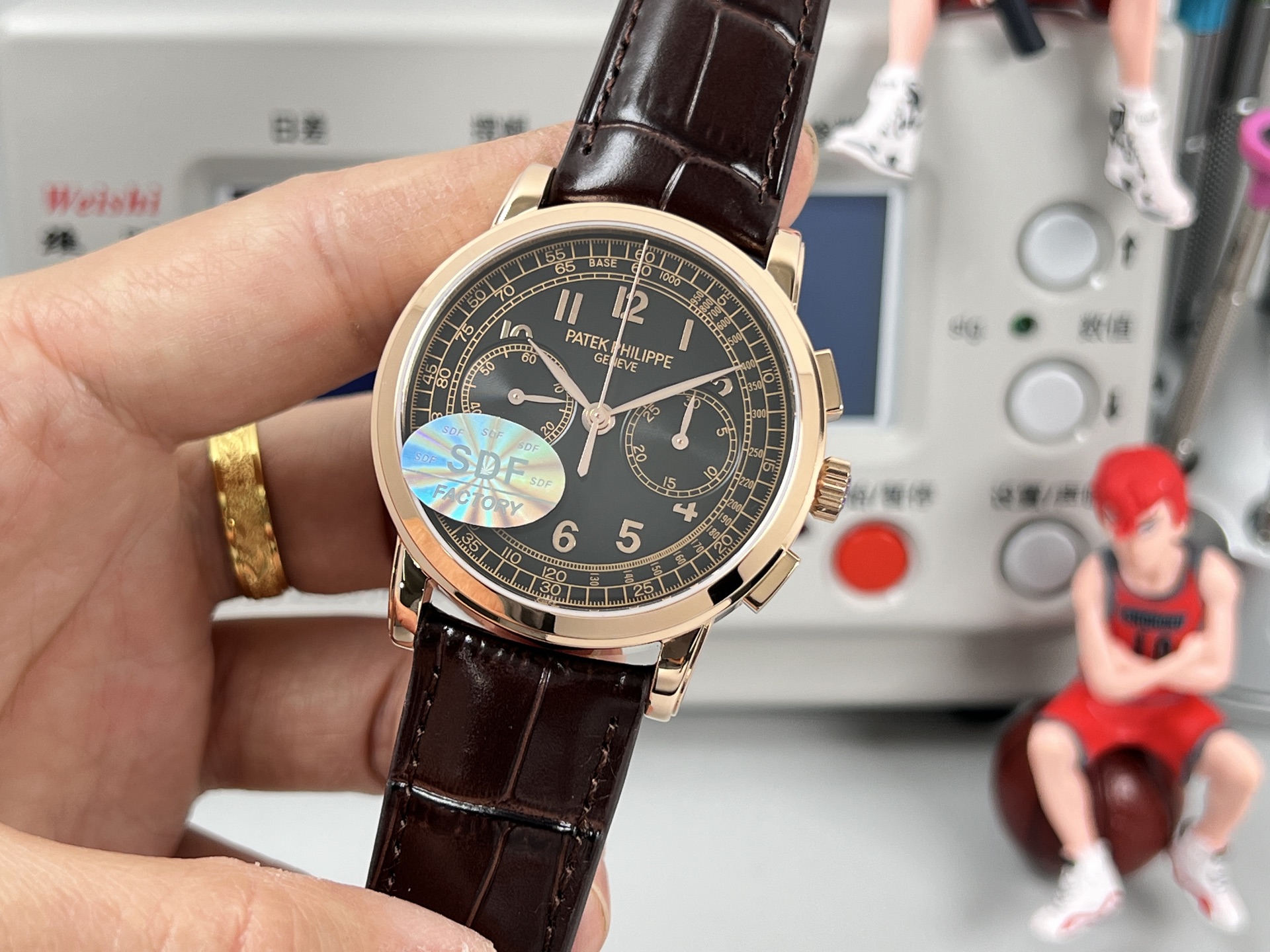 Patek Philippe Watch 42mm Rose Gold / Silver - watch0695 - Image 3