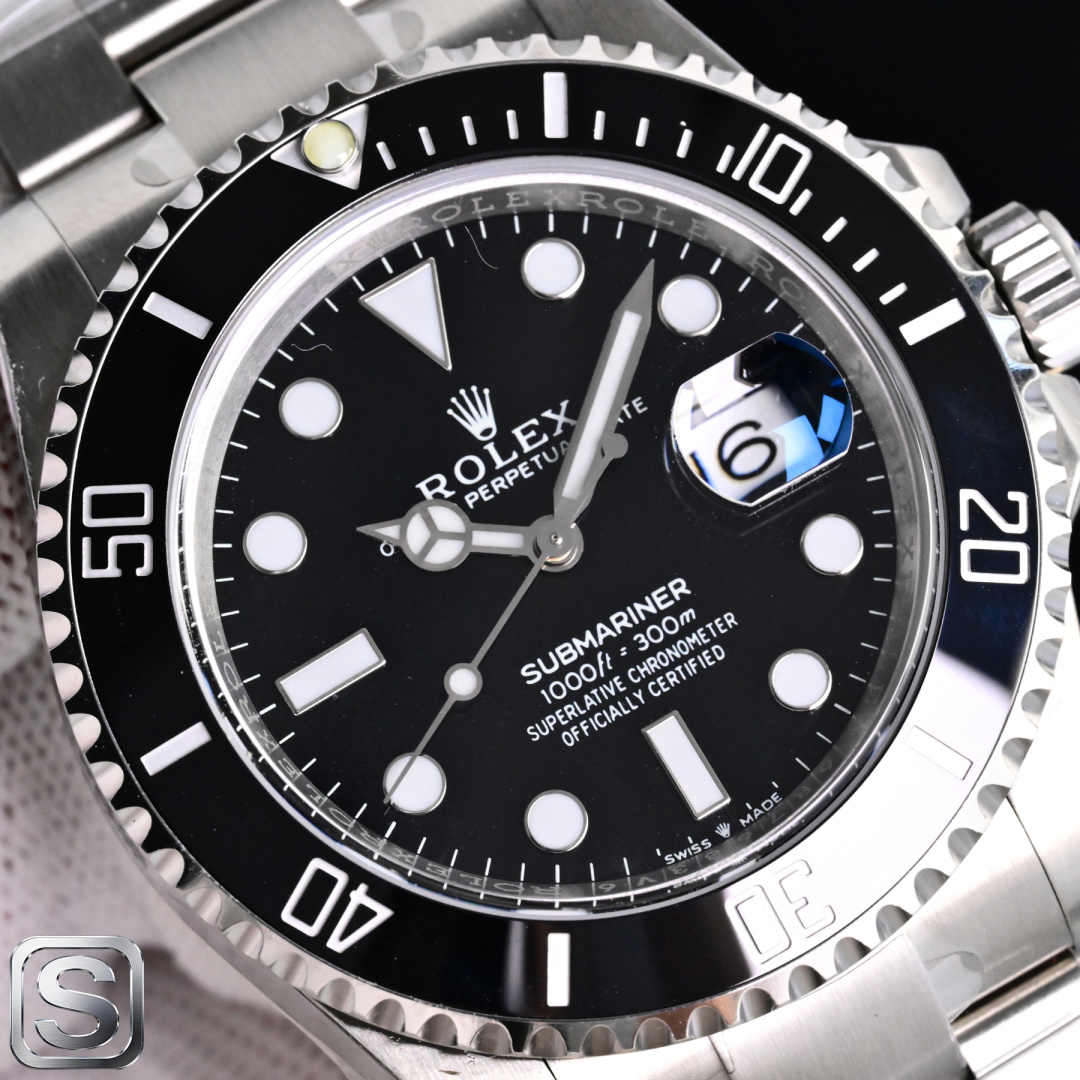 Rolex Submariner 41mm Black / White - watch0701 - Image 3