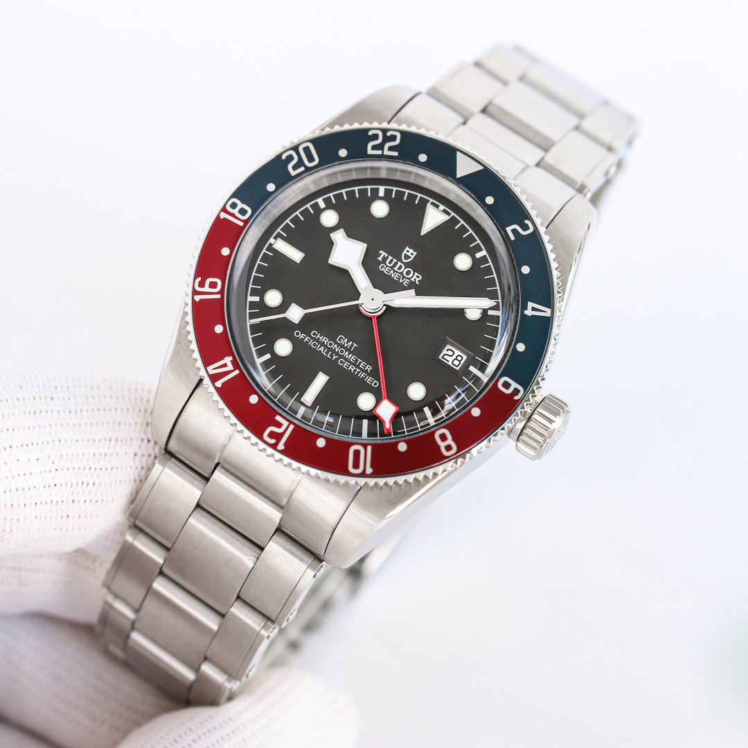 Rolex GMT-Master 41mm White / Gold - watch0769 - Image 3