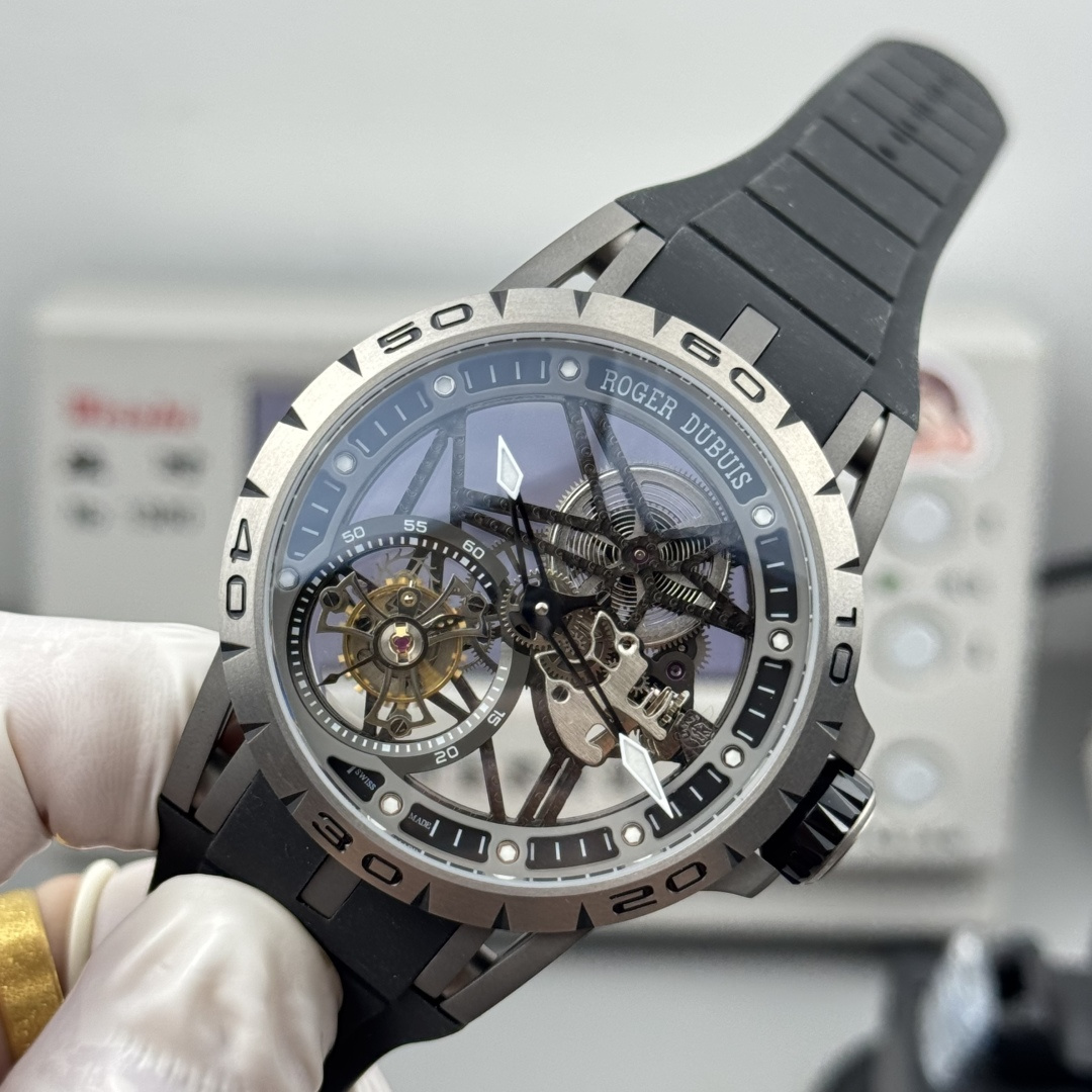 Classic Watch 45mm Black - watch0799 - Image 3
