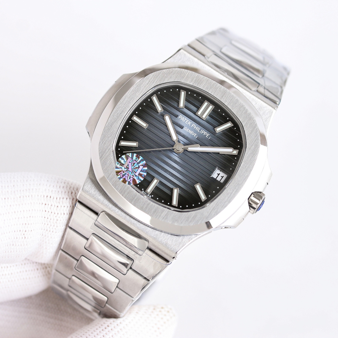 Patek Philippe Nautilus White / Blue - watch0855 - Image 3