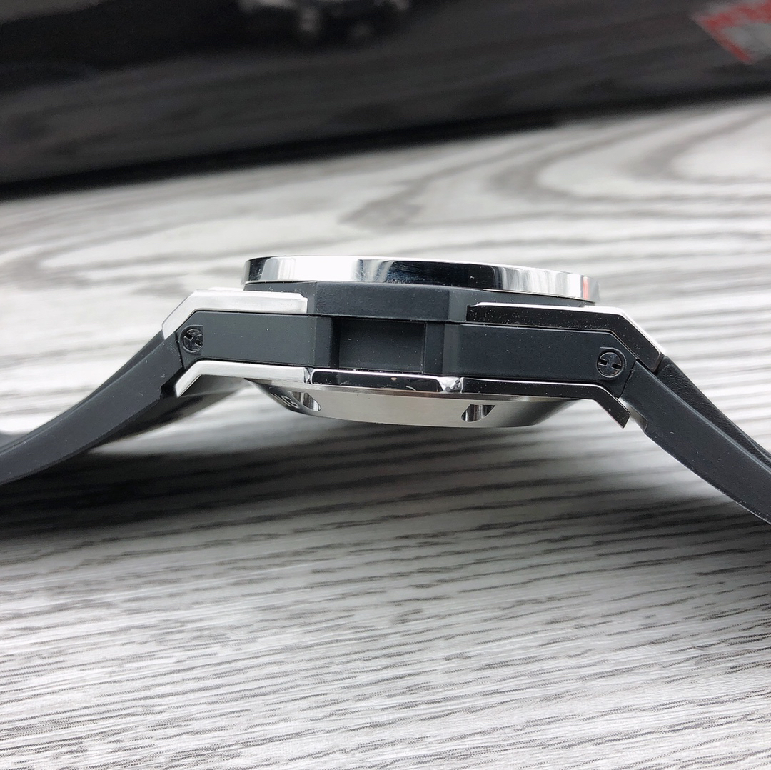 Hublot Big Bang 45.5mm - watch0897 - Image 3