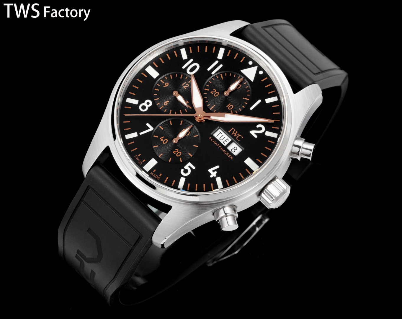 IWC Pilot 43mm Black / Gold - watch0913 - Image 3
