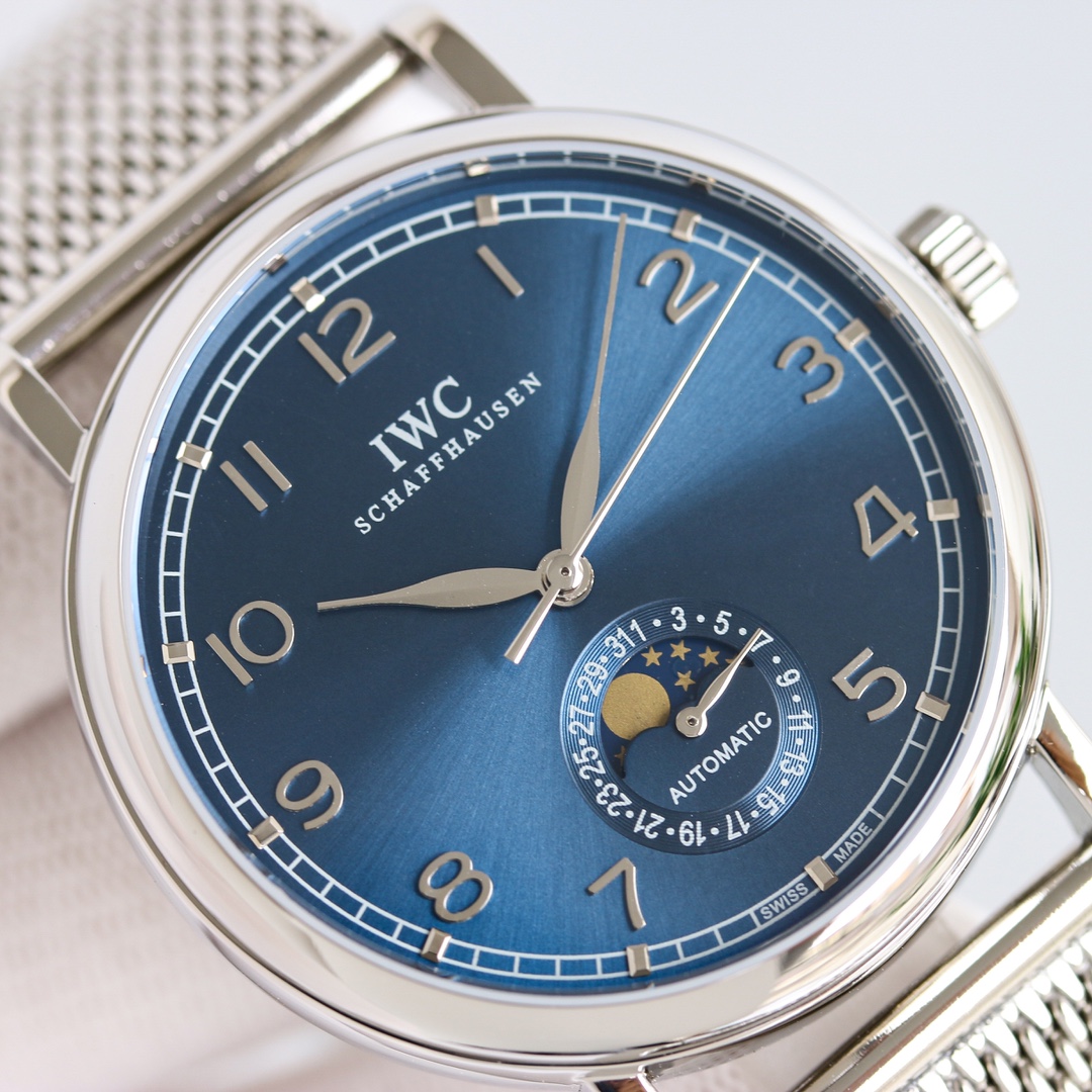 IWC Watch 39mm Rose Gold / Silver - watch1018 - Image 3