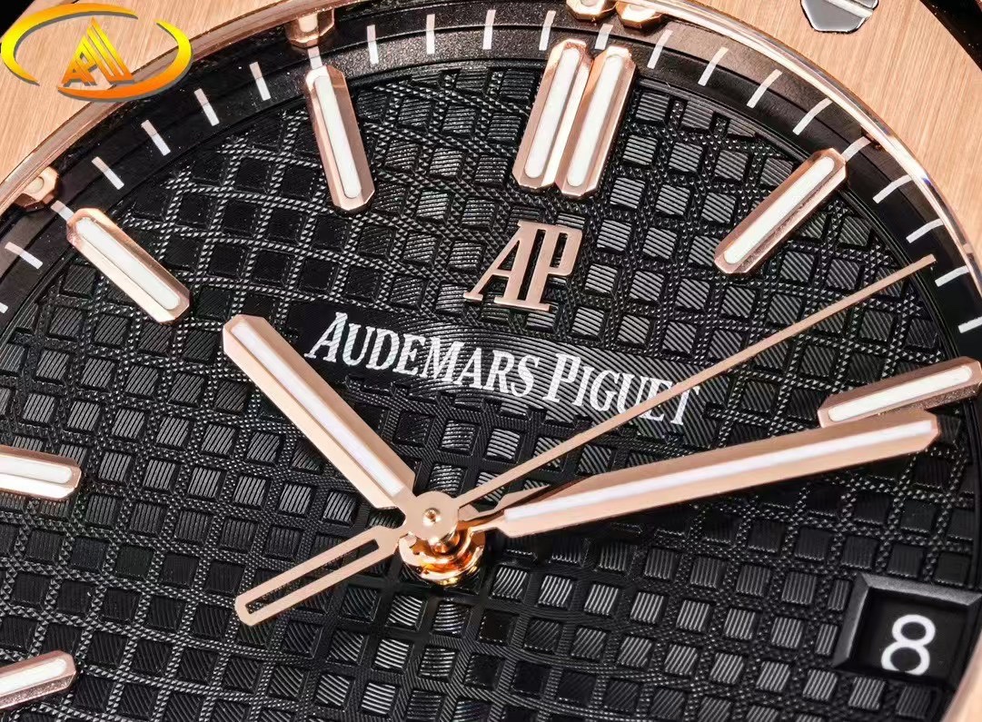 Audemars Piguet Royal Oak Blue / Gold - watch1061 - Image 3