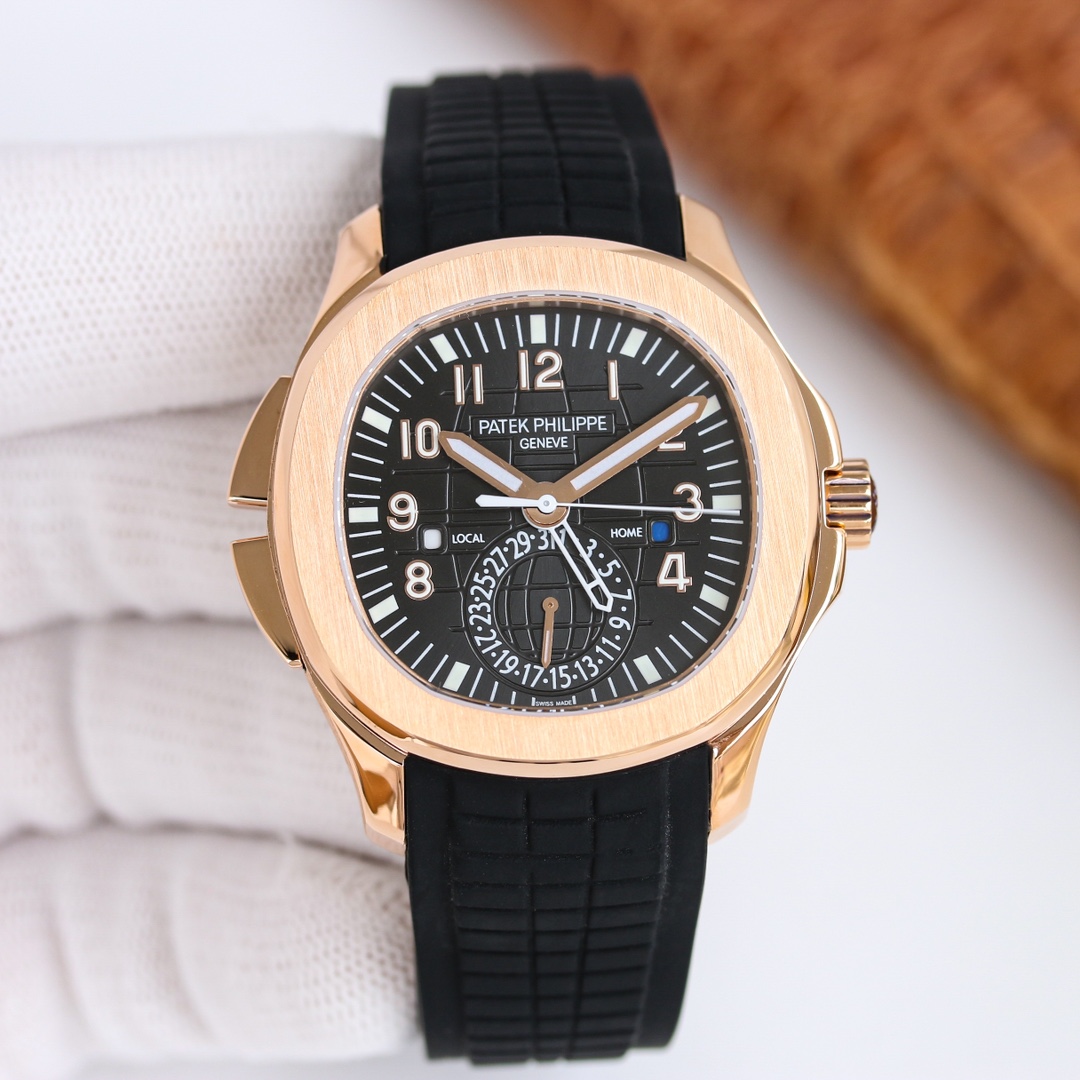 Patek Philippe Aquanaut 40.8mm Black / White - watch1096 - Image 3