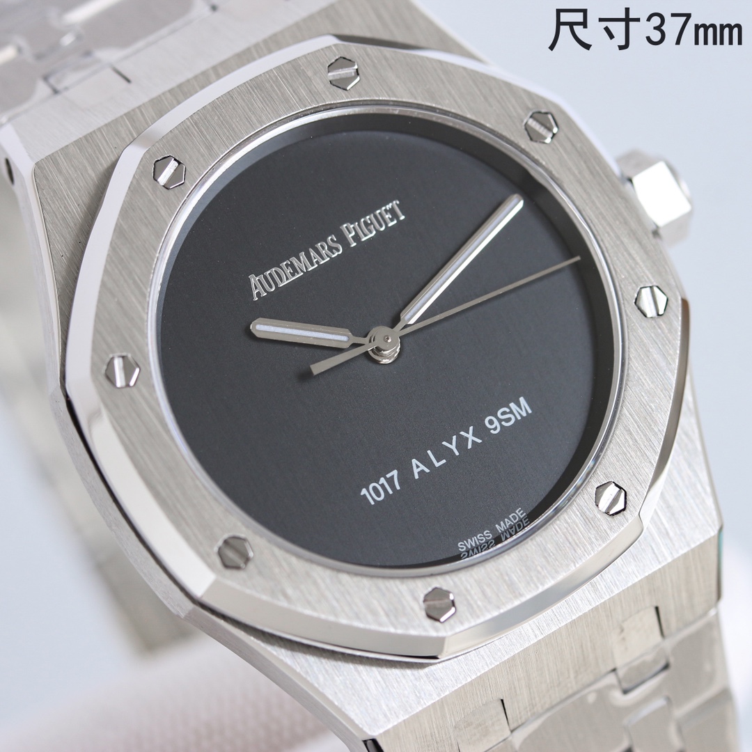 Audemars Piguet Royal Oak 37mm Rose Gold / Silver - watch1473 - Image 3