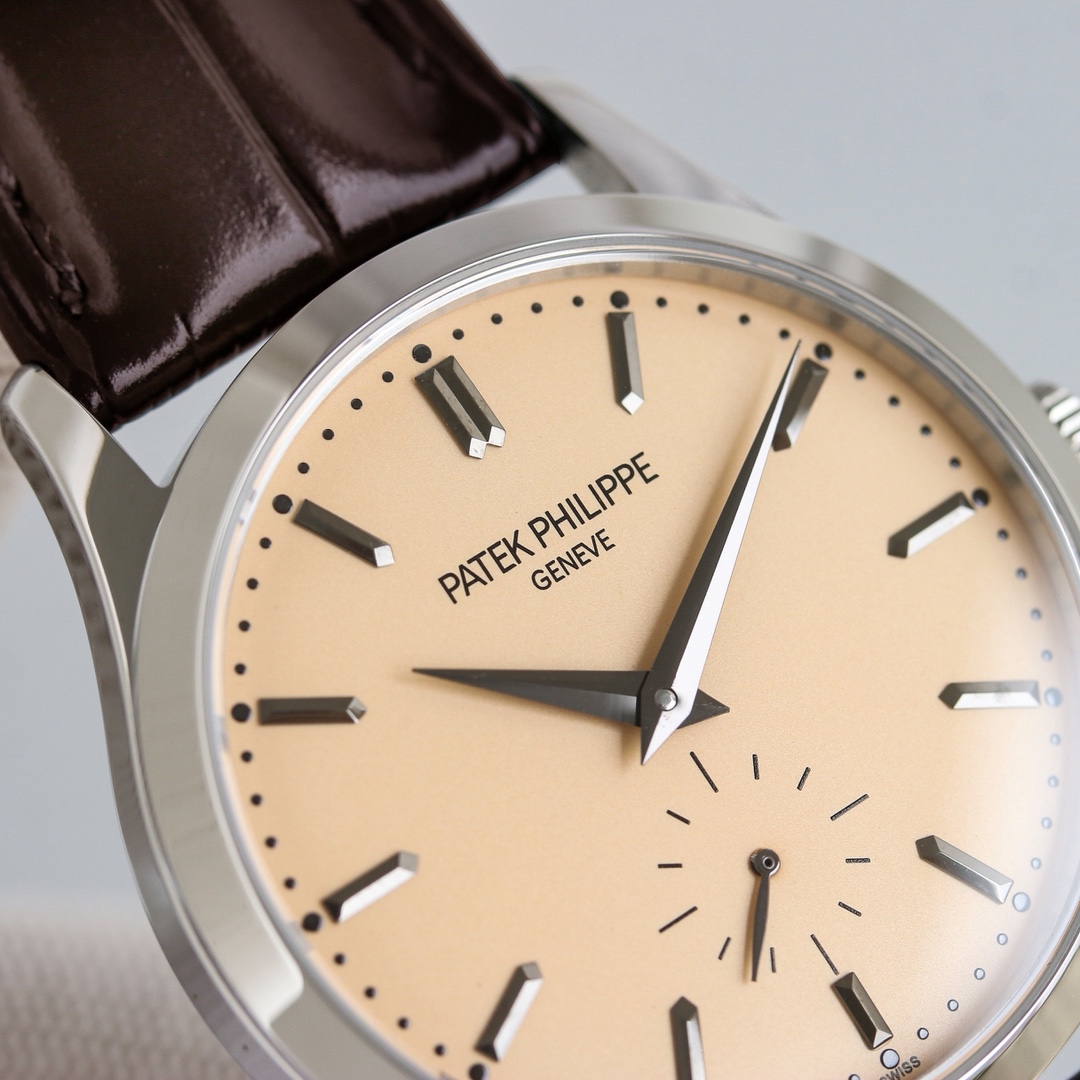 Patek Philippe Watch White / Gold - watch1570 - Image 3