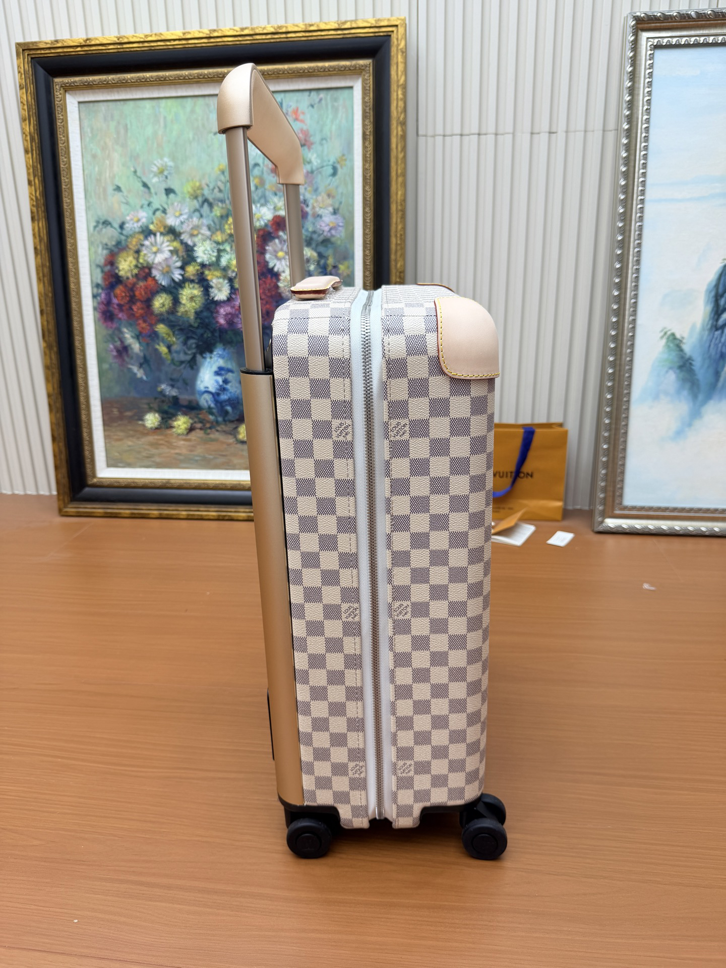 lv0210 Louis Vuitton AM40910 Bag - Image 3