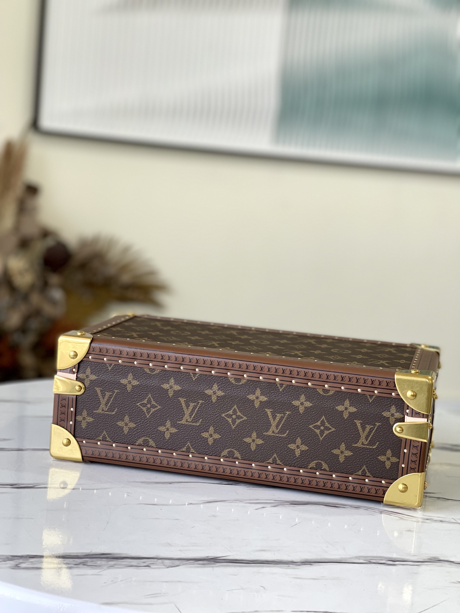 lv0219 Louis Vuitton M47641 CRET MONTRES Top Handle Bag - Image 3