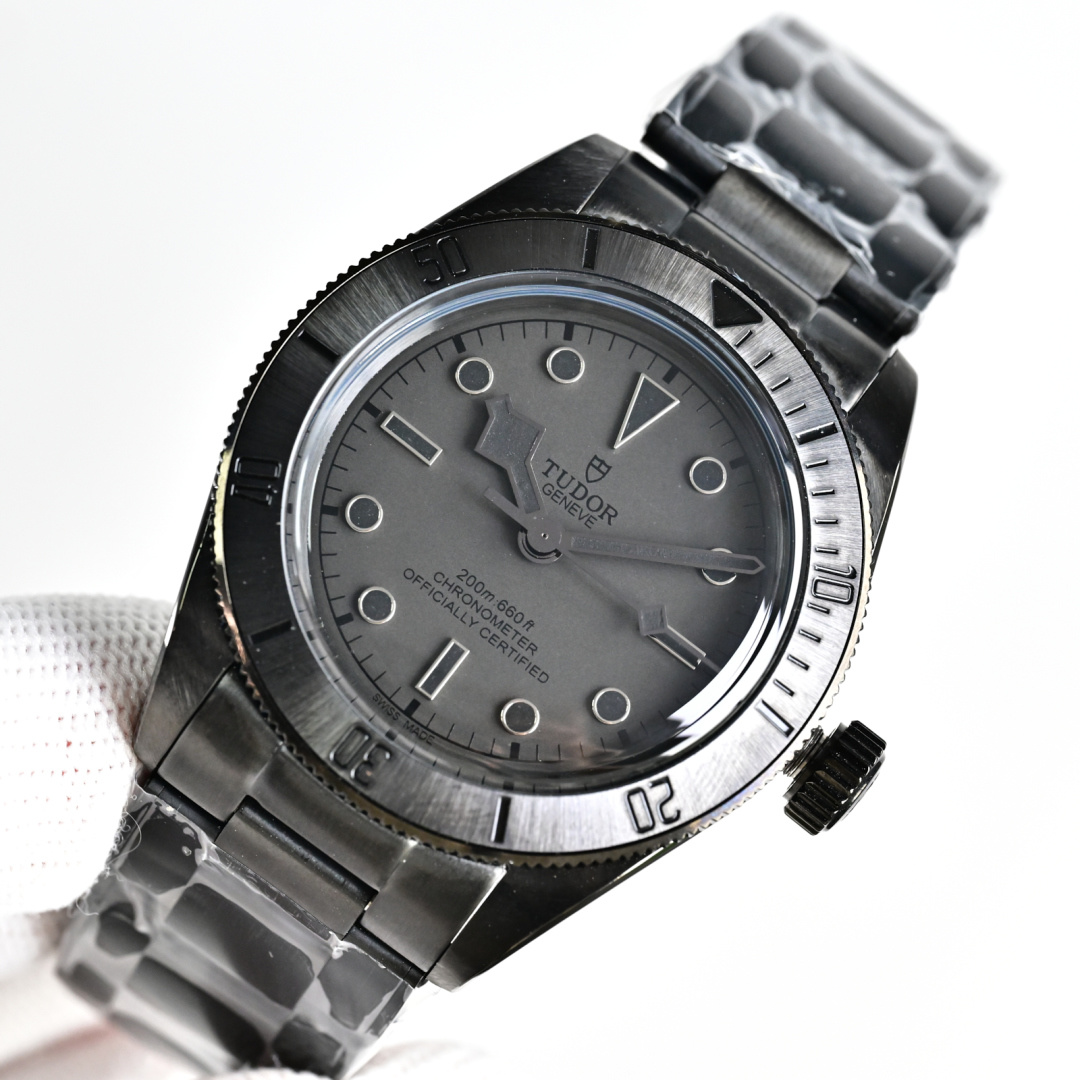 Tudor Watch 41mm Black / Silver - watch1764 - Image 3