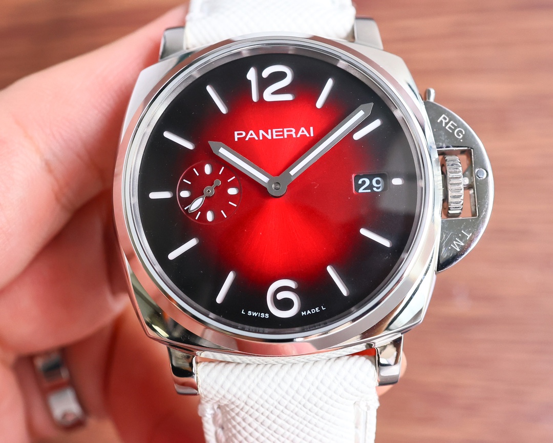 Panerai Luminor 42mm Silver - watch1776 - Image 3