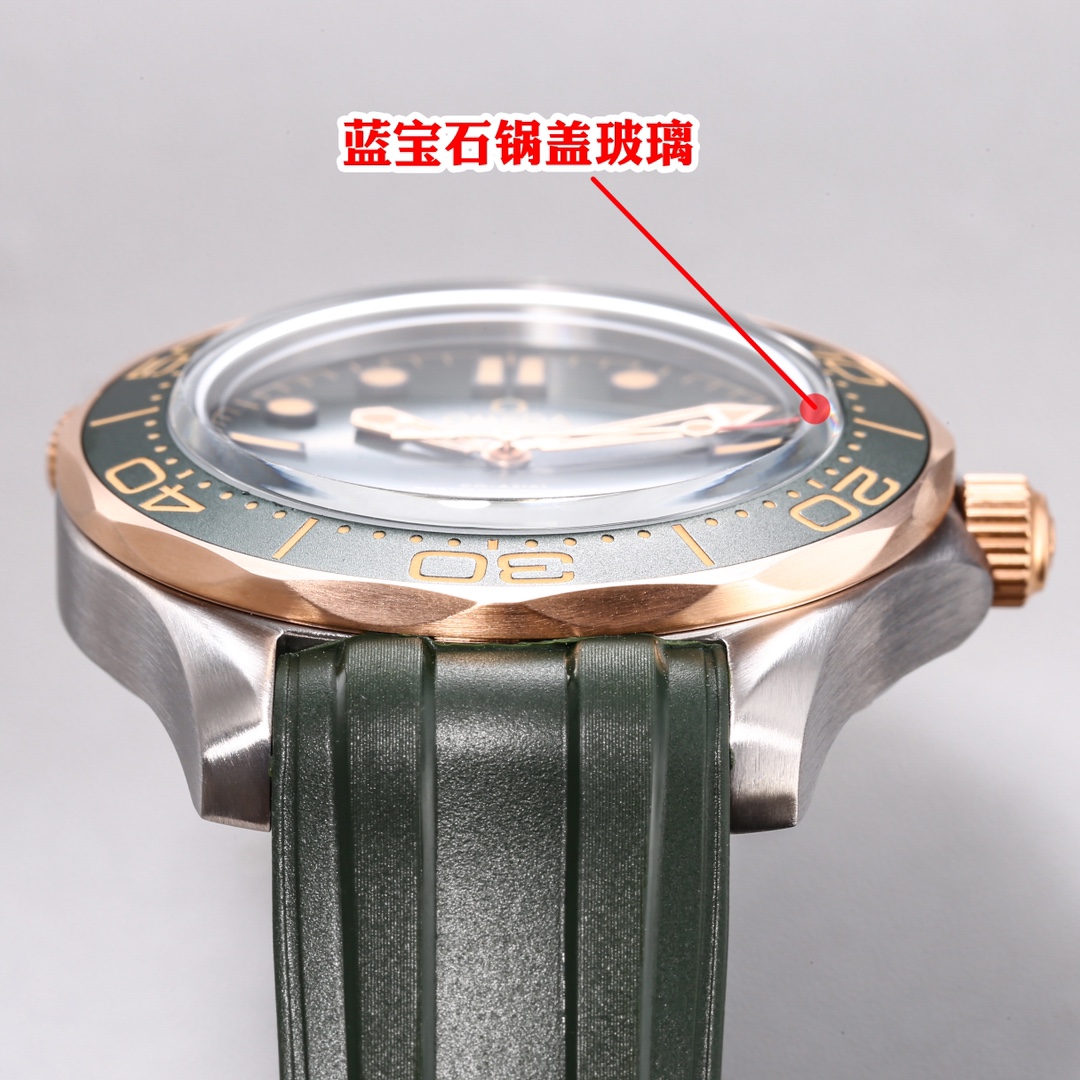Omega Seamaster 42mm Green / Gold - watch1988 - Image 3