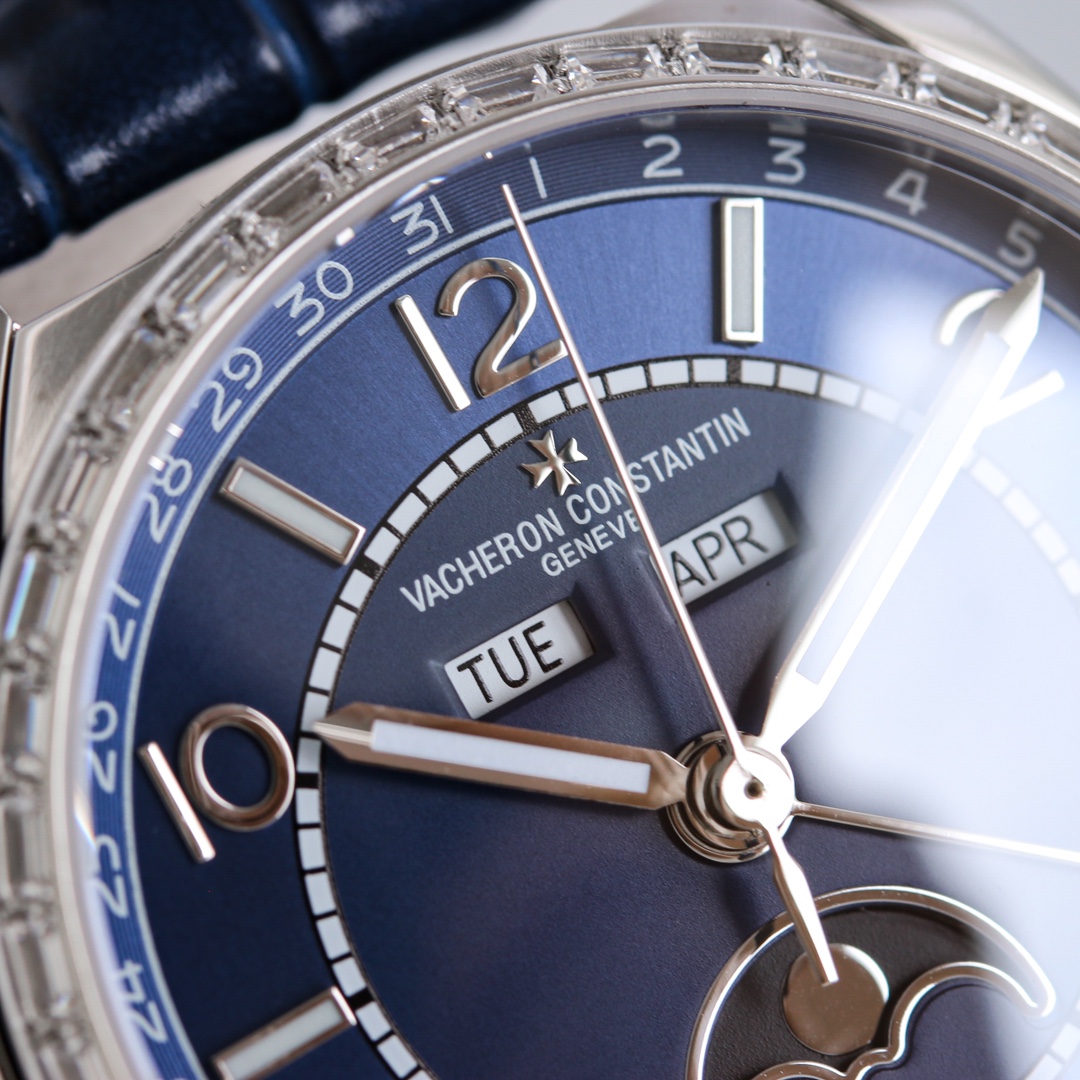Classic Watch 40mm White / Blue - watch1999 - Image 3