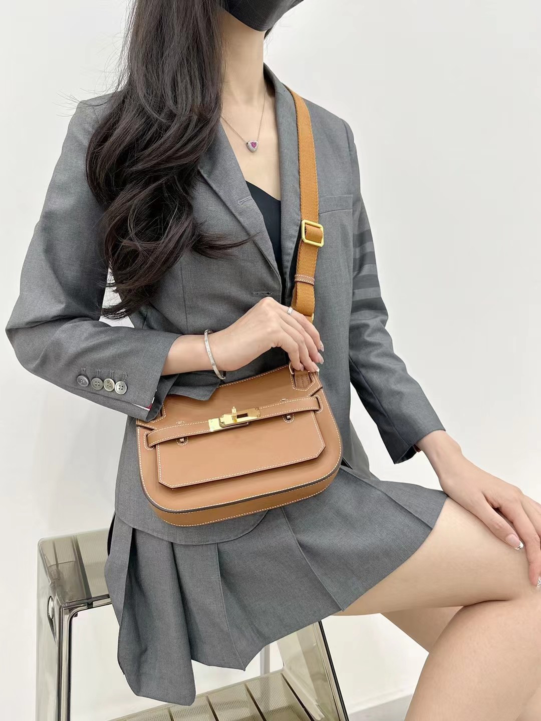 hm0675 Hermes Jypsiere Top Handle Bag Gold Brown Gold Brown Brown Silver Hardware - Image 4