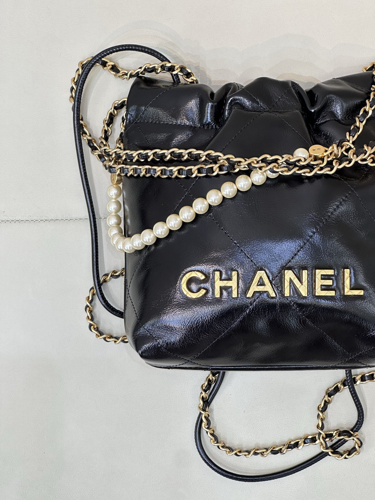 bag0099 Chanel Bag Black Gold Hardware - Image 4