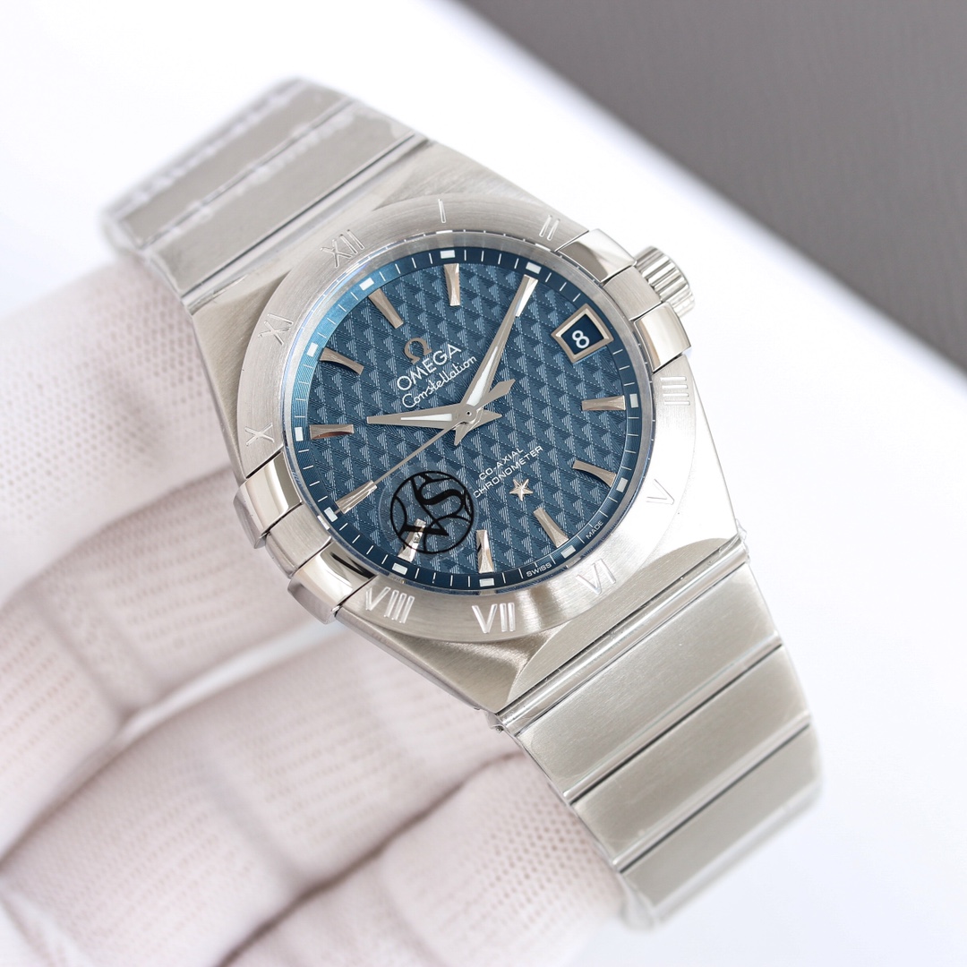 Omega Constellation 38mm Black / White - watch0189 - Image 4