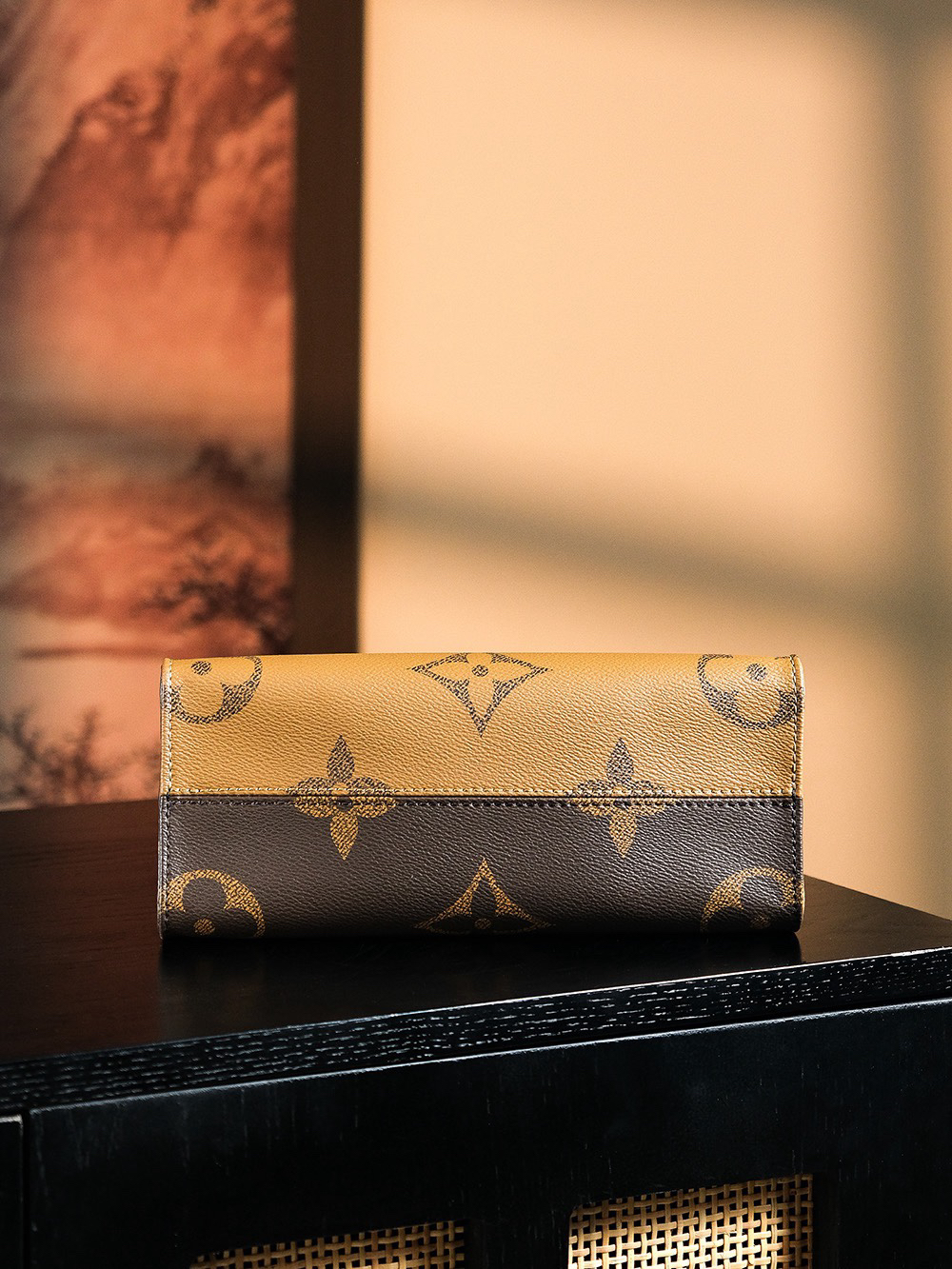 lv0085 Louis Vuitton M46373 OnTheGo Wallet Small with Dynamic Code - Image 4
