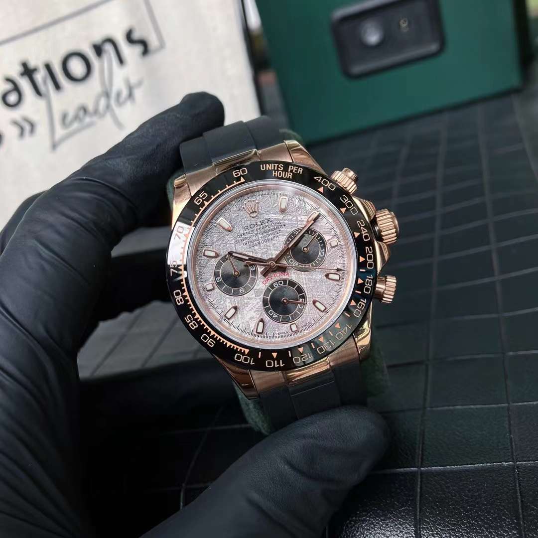 Rolex Daytona 41mm Silver - watch0207 - Image 4