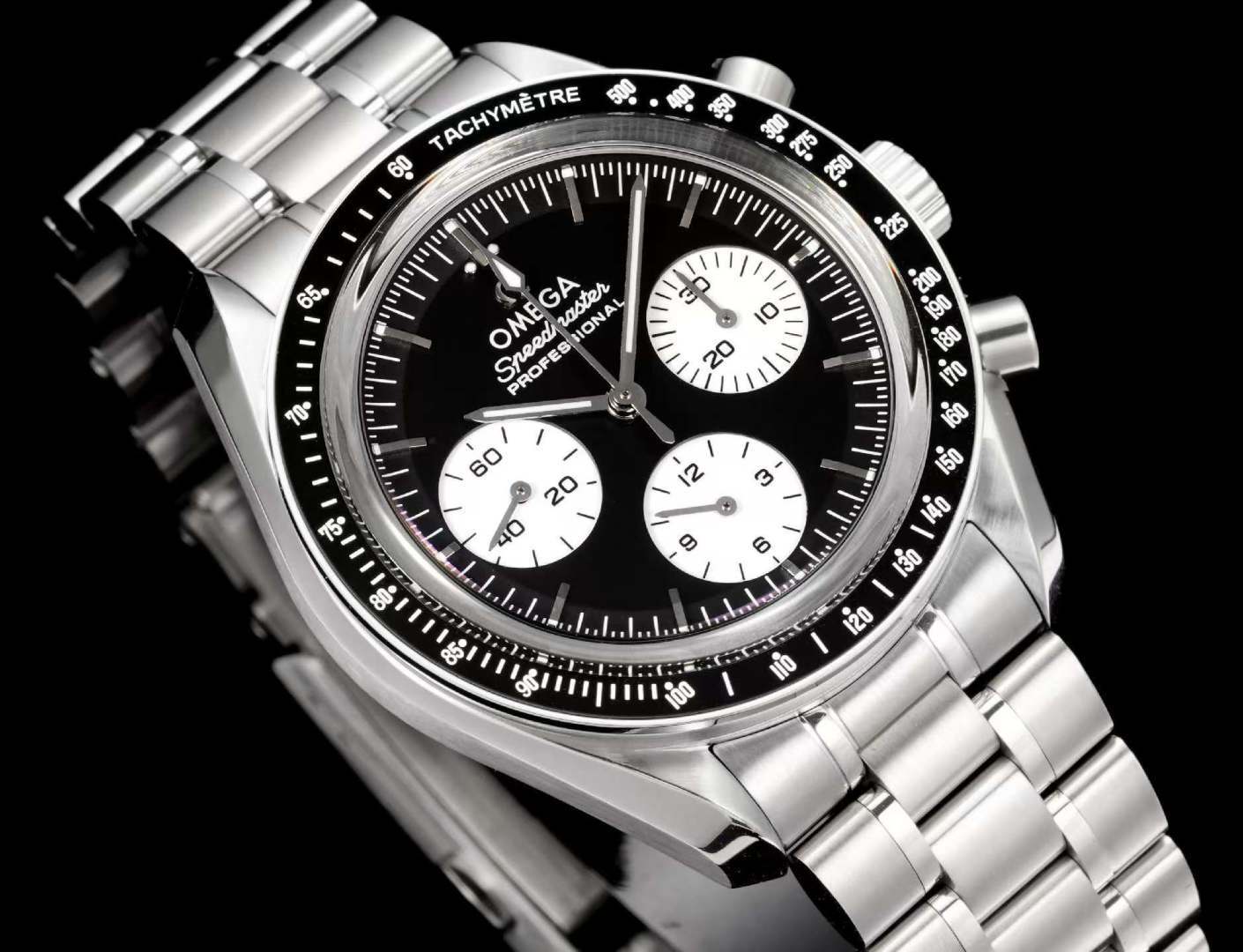 Omega Speedmaster 42mm Black / White - watch0268 - Image 4