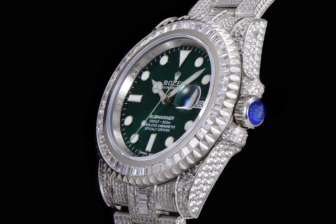 Rolex Submariner 40mm - watch0280 - Image 4