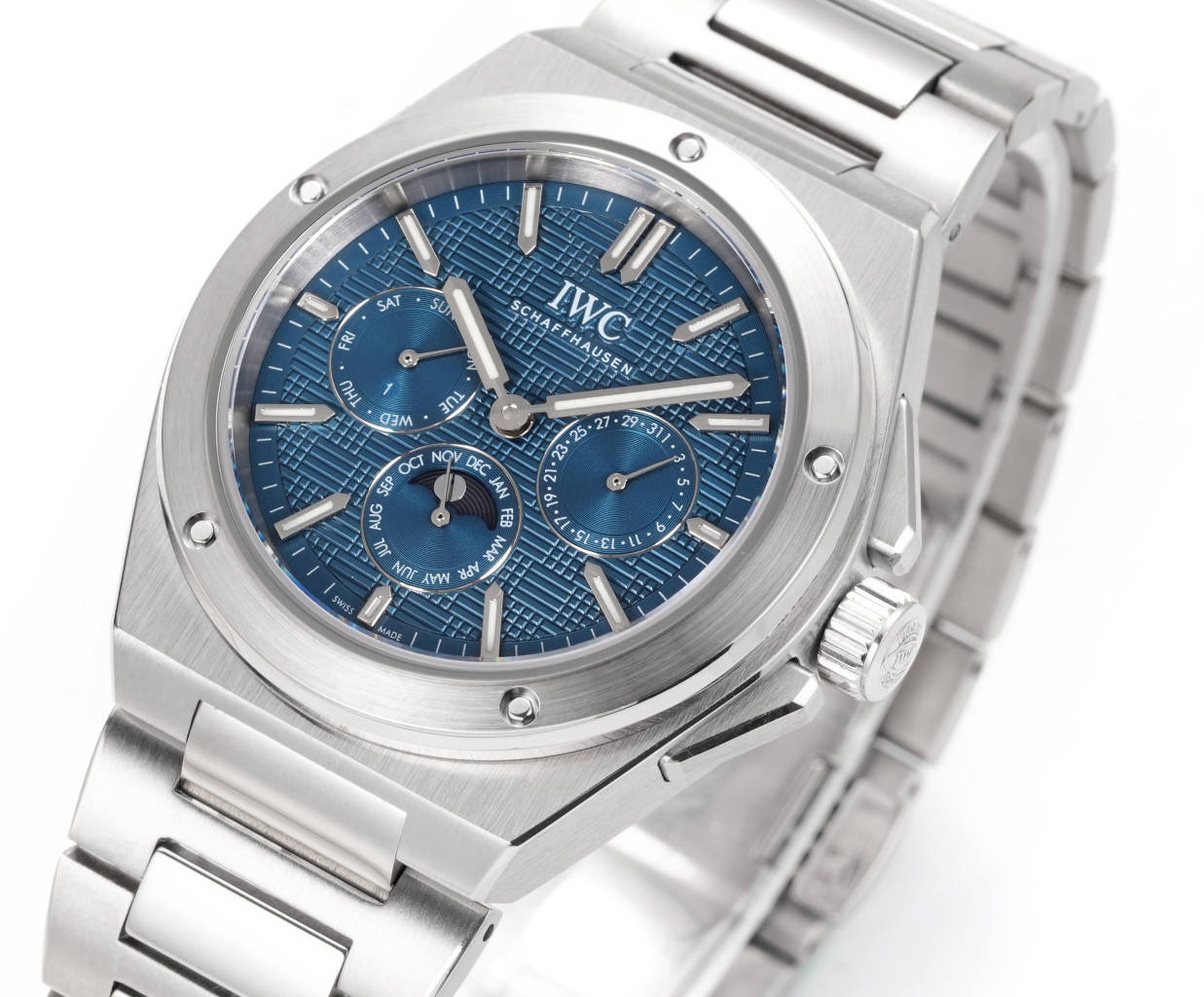 IWC Watch 41.6mm White / Gold - watch0368 - Image 4