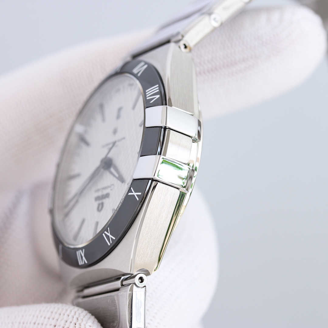Omega Constellation 41mm Silver - watch0407 - Image 4