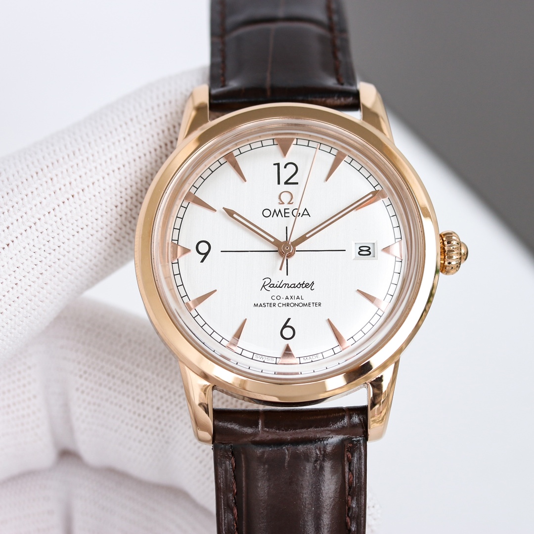 Classic Watch 40mm White / Gold - watch0592 - Image 4